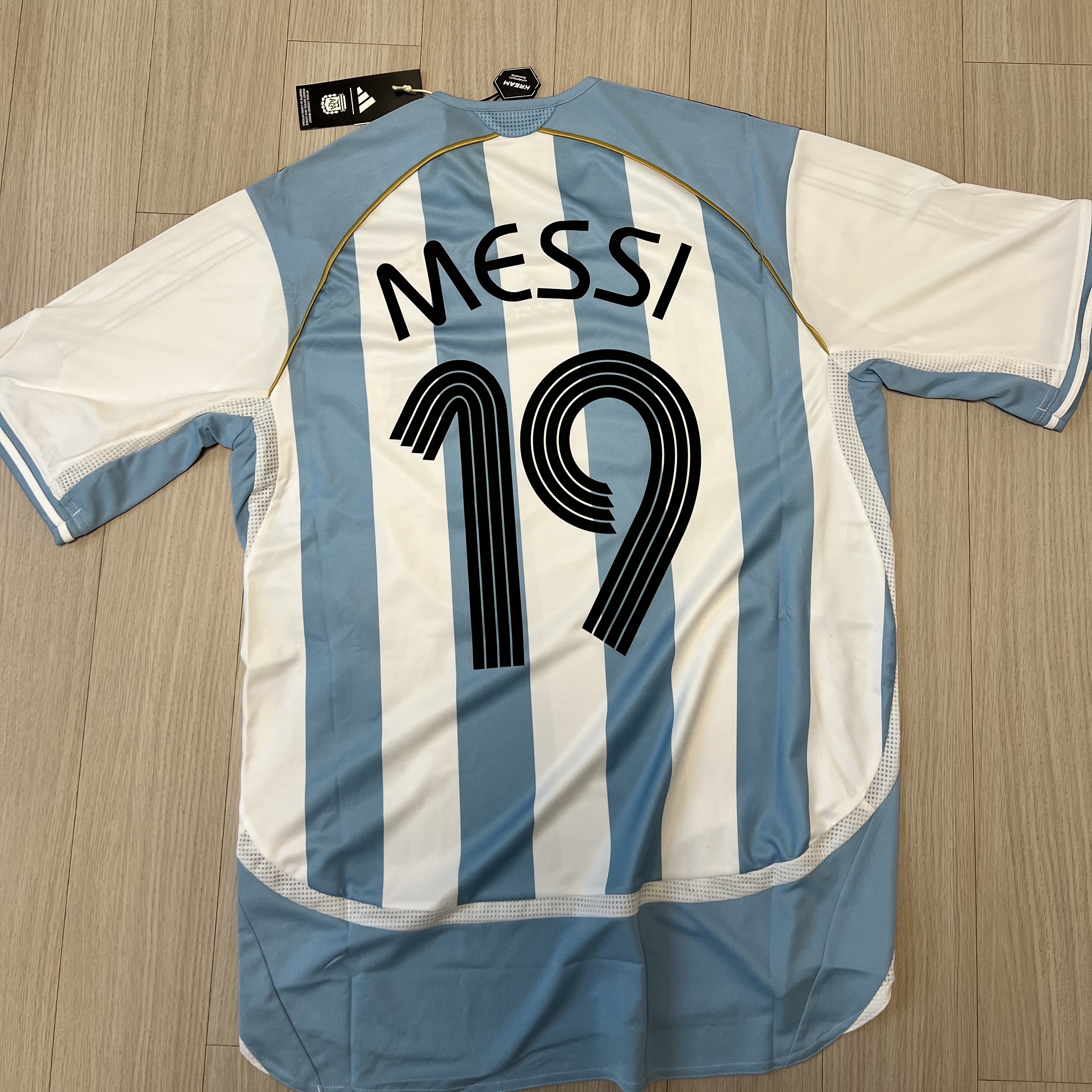 Adidas Argentina 2006 Home Jersey Messi White (Marking Ver.) - KR Sizing 착용 스타일 - 2