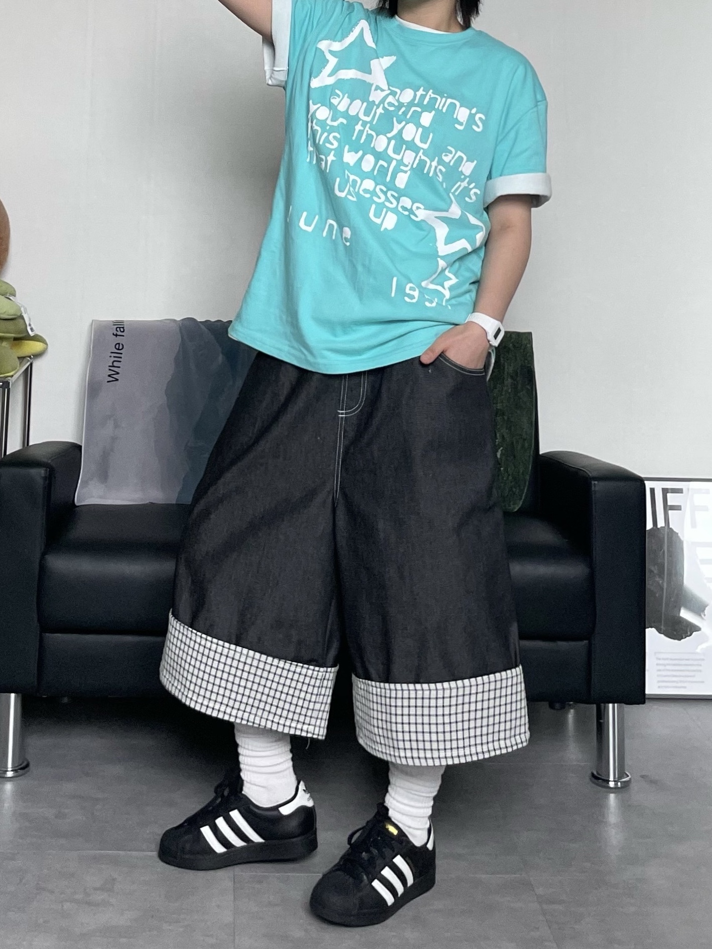 Adidas Superstar Core Black White, Casio F-91WB-7A 착용 스타일 - 4