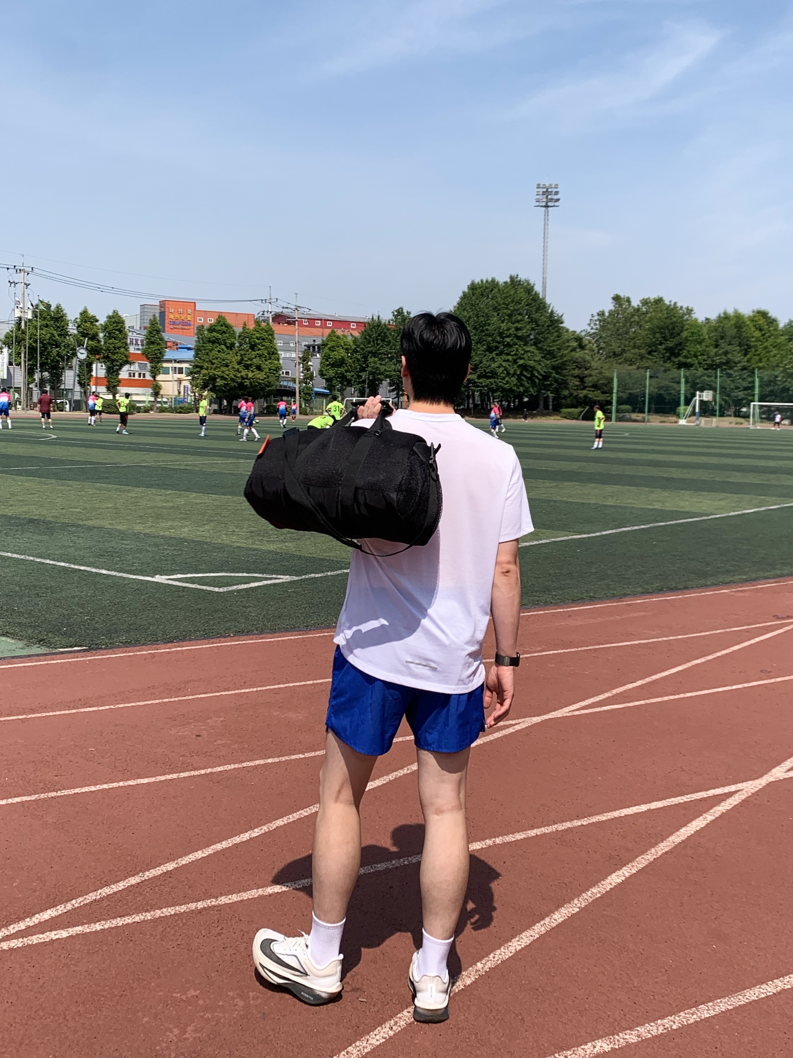 Nike Zoom Fly 6 White Smoke Grey, Nike Miler Dri-Fit Short UV Sleeve Running Top White - Asia 착용 스타일 - 2