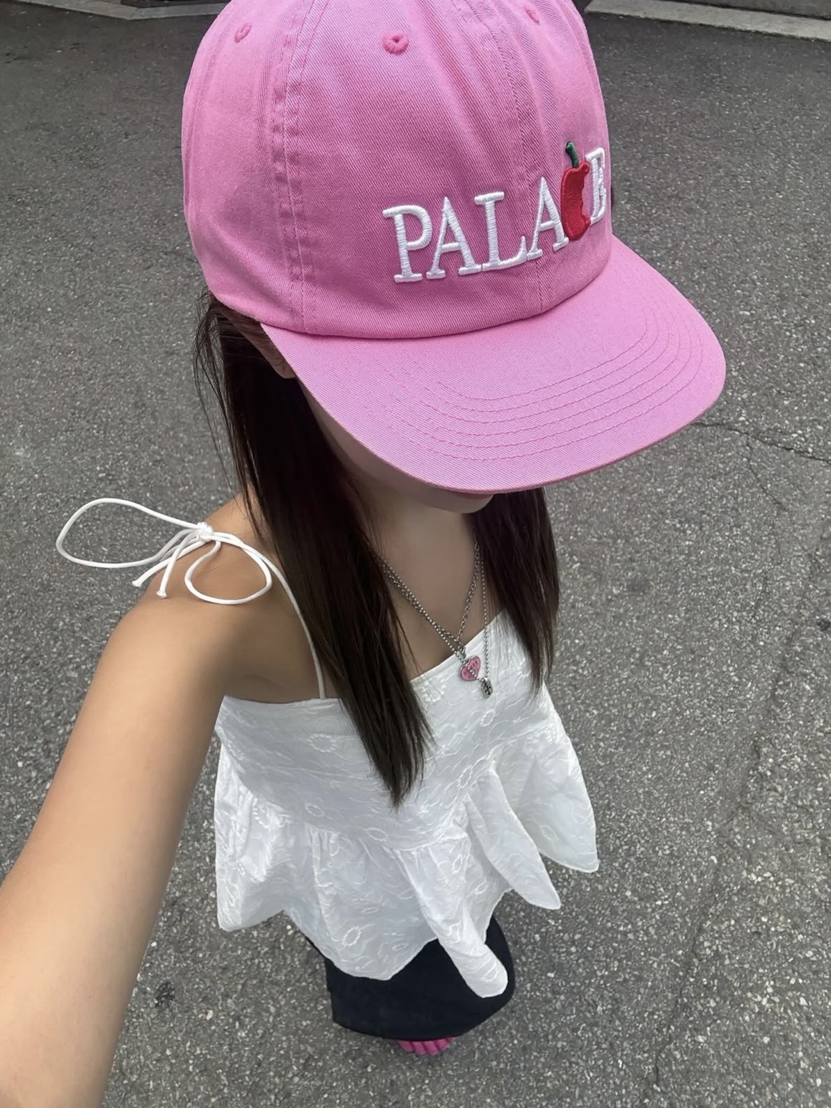 Palace Big Apple Pal Hat Sweet Pink - 26SS, Human Made Five Heart Necklace Silver 착용 스타일