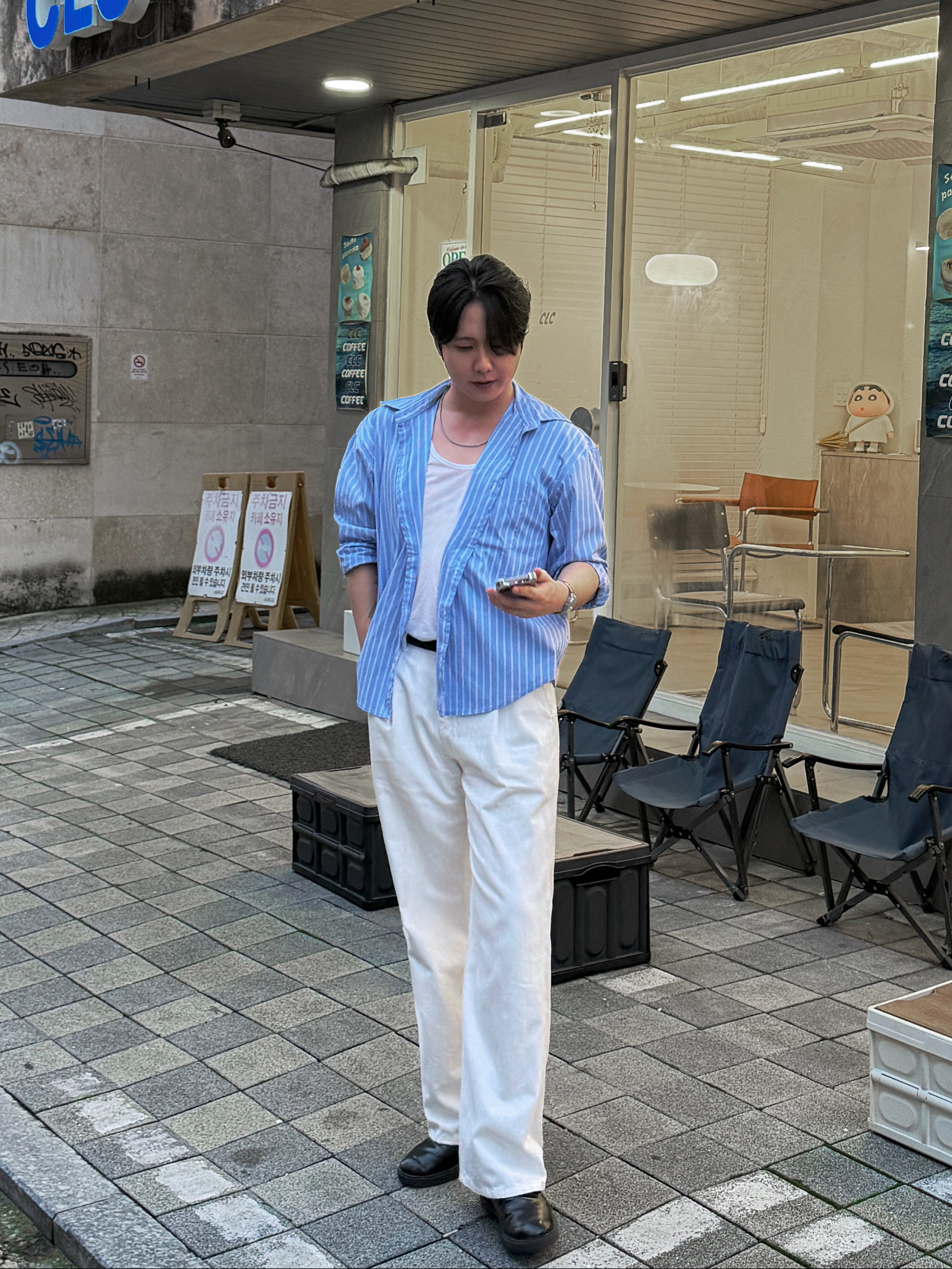 Knitted Stripe Crop Shirts Sky Blue, Knitted Stripe Crop Shirts Blue 착용 스타일 - 1