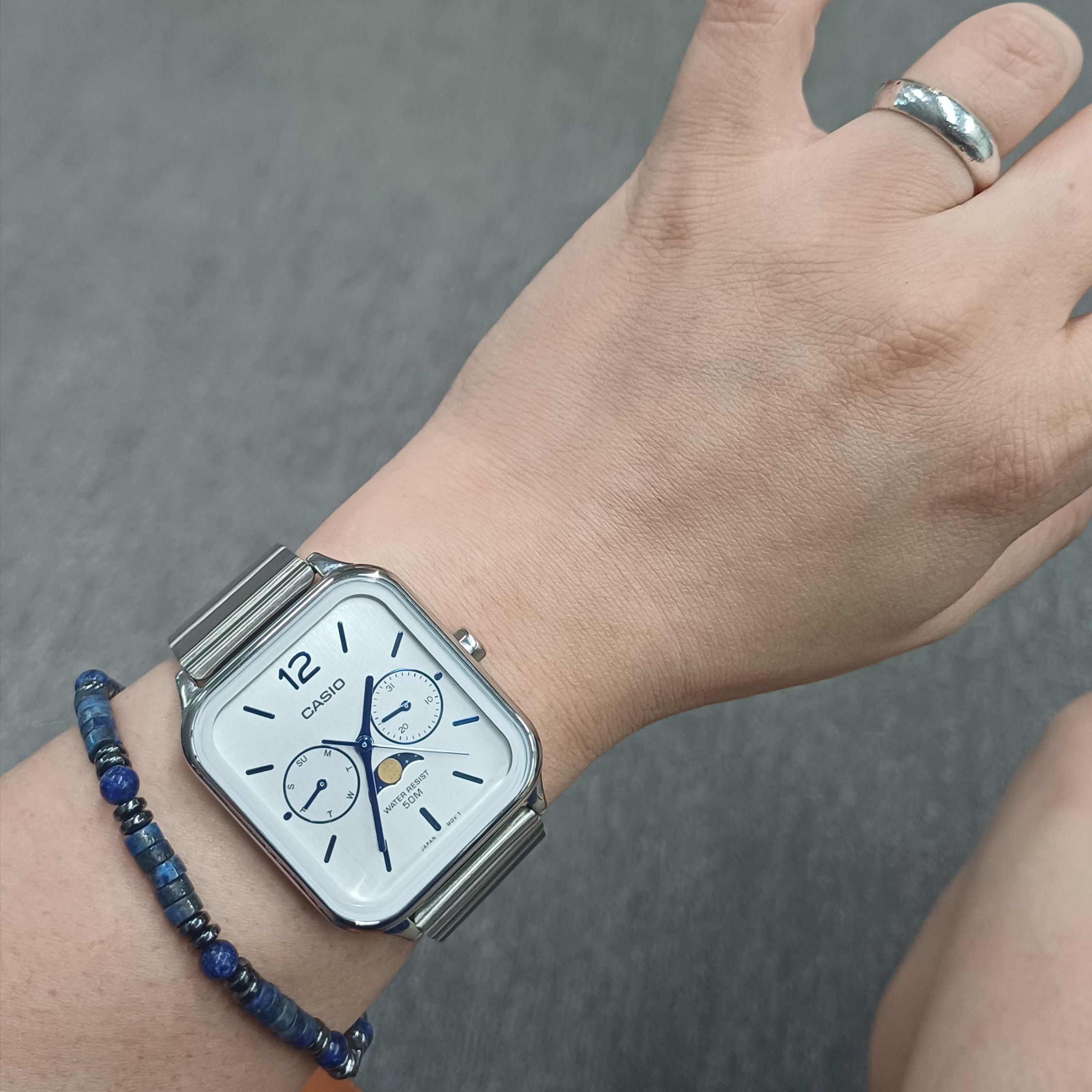 Casio MTP-M305D-7AV 착용 스타일 - 1