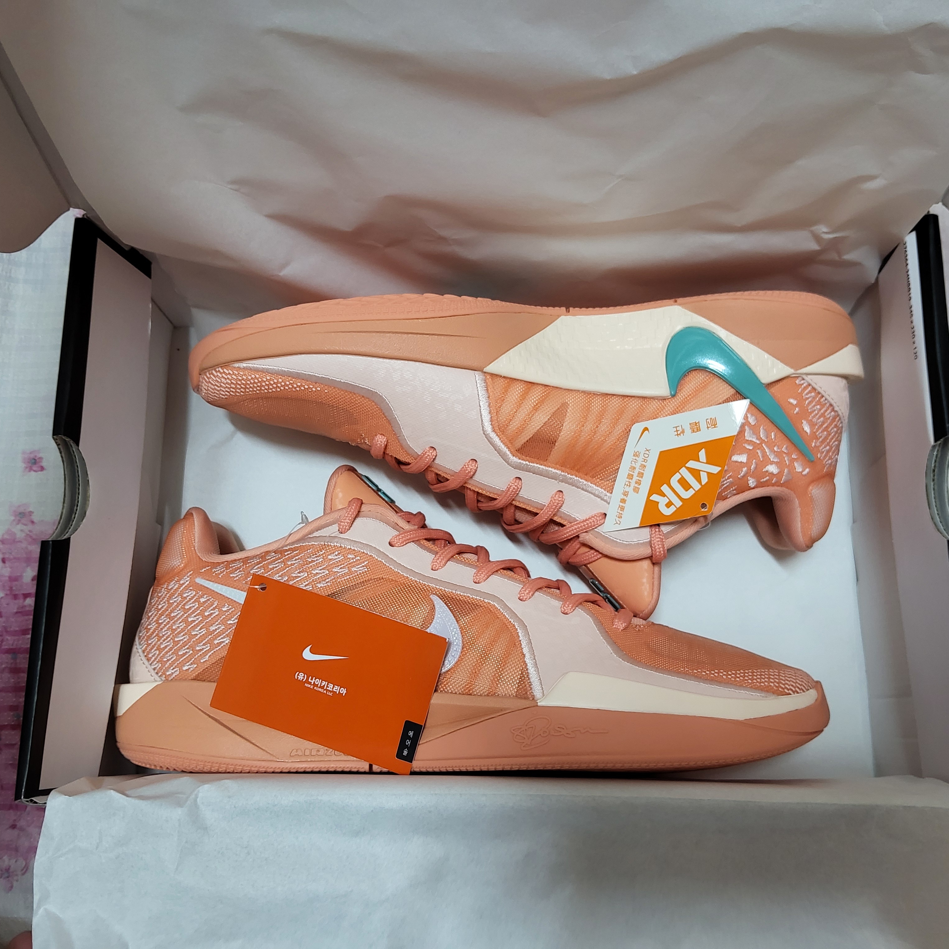 Nike Sabrina 2 EP Apricot Agate Light Bone 착용 스타일 - 7