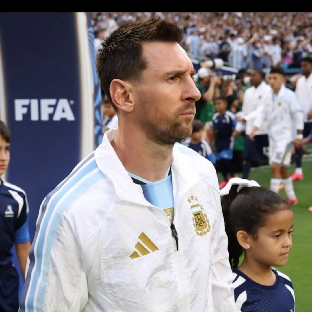 Adidas Argentina Home Anthem Jacket White - KR Sizing (Non Marking Ver.) 착용 스타일