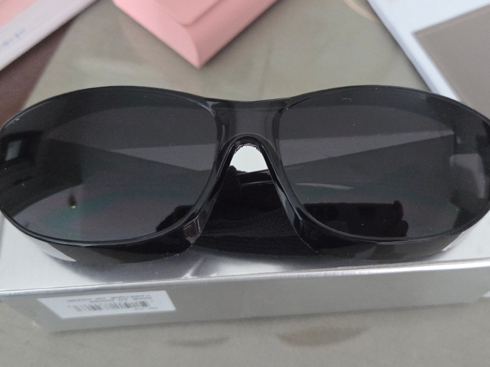 Yeezy SG-02 Black 착용 스타일