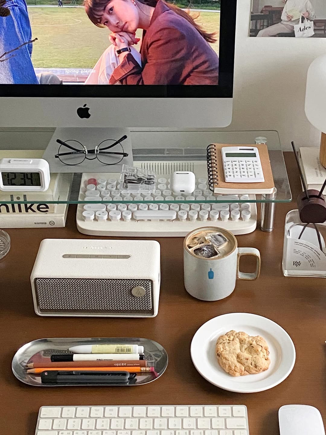 EDIFIER ES60 Portable Bluetooth Speaker 34W – Ivory 착용 스타일 - 4