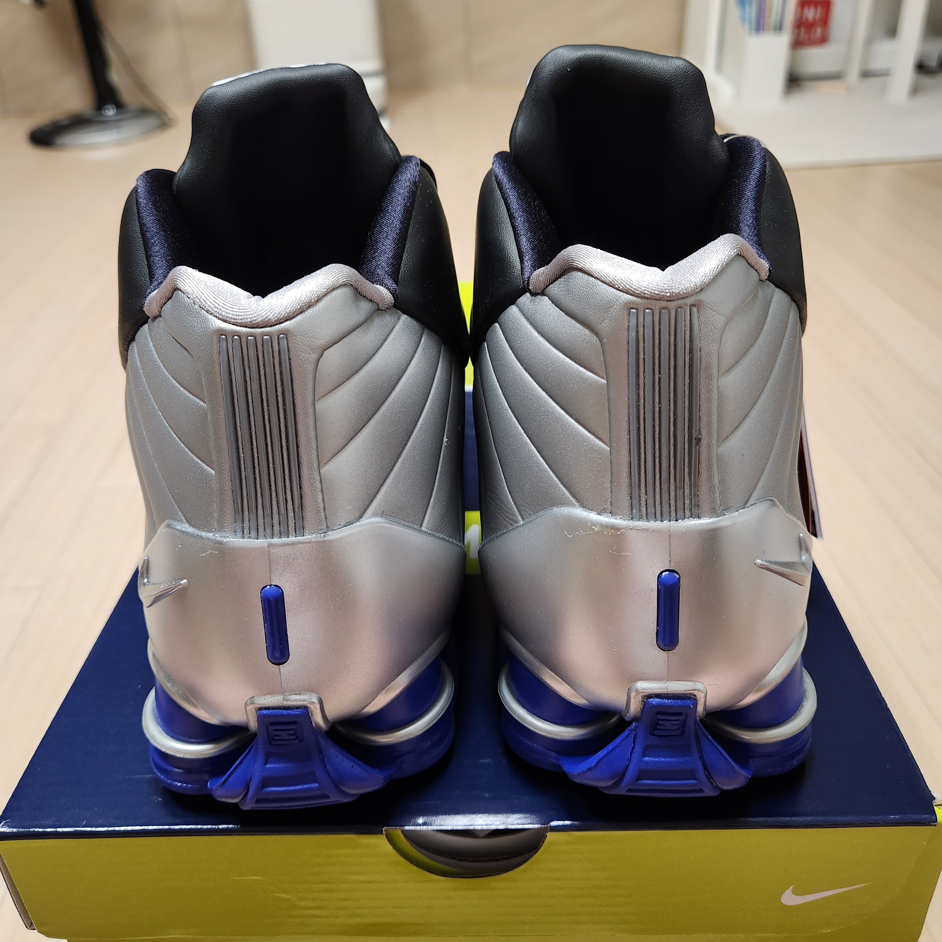 Nike Shox BB4 Black Lapis 착용 스타일 - 4