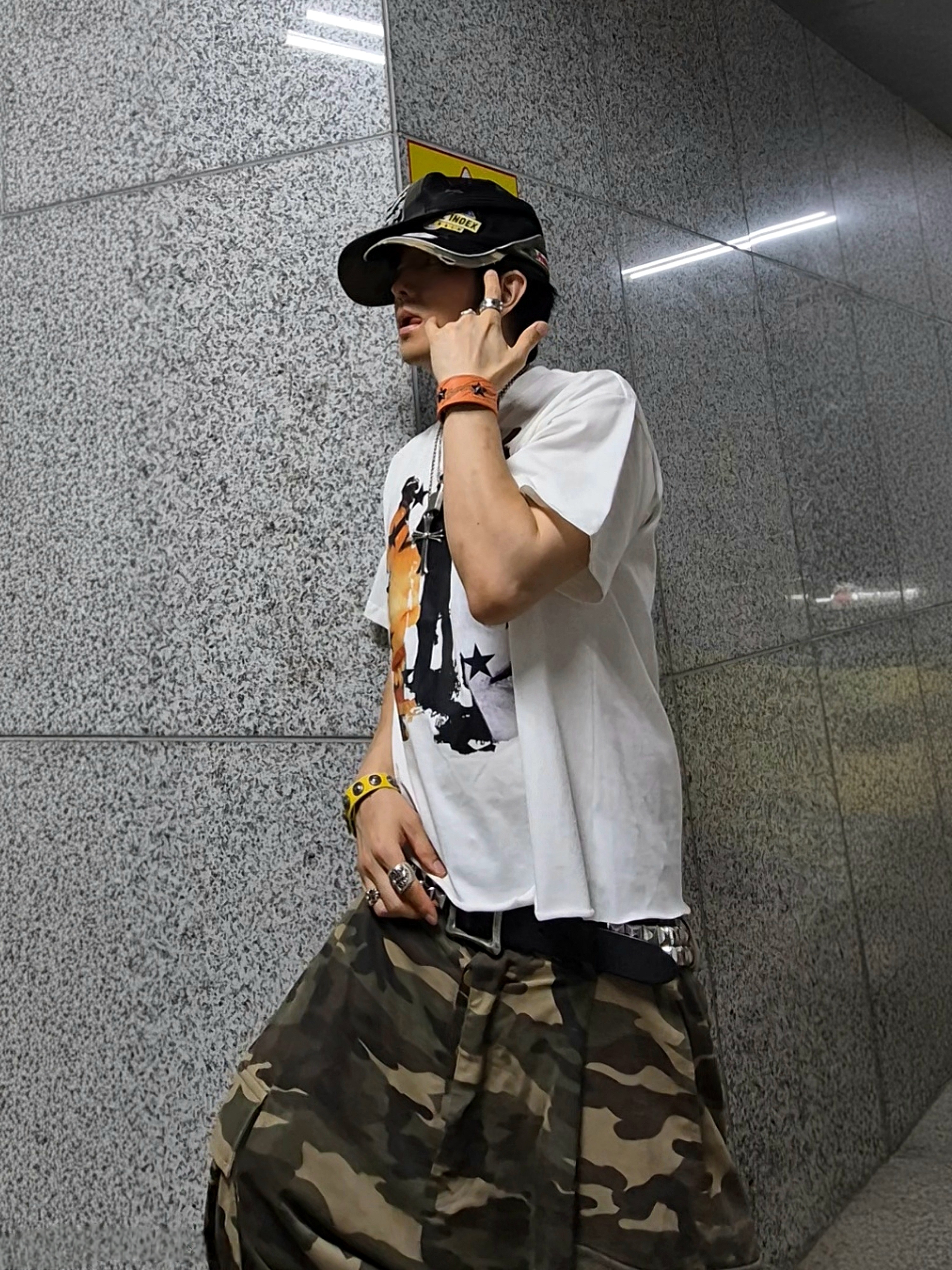 Chrome Hearts CH Hollywood Trucker Hat Camo Black, Project G/R Wide Shaft Boots Black 착용 스타일 - 3