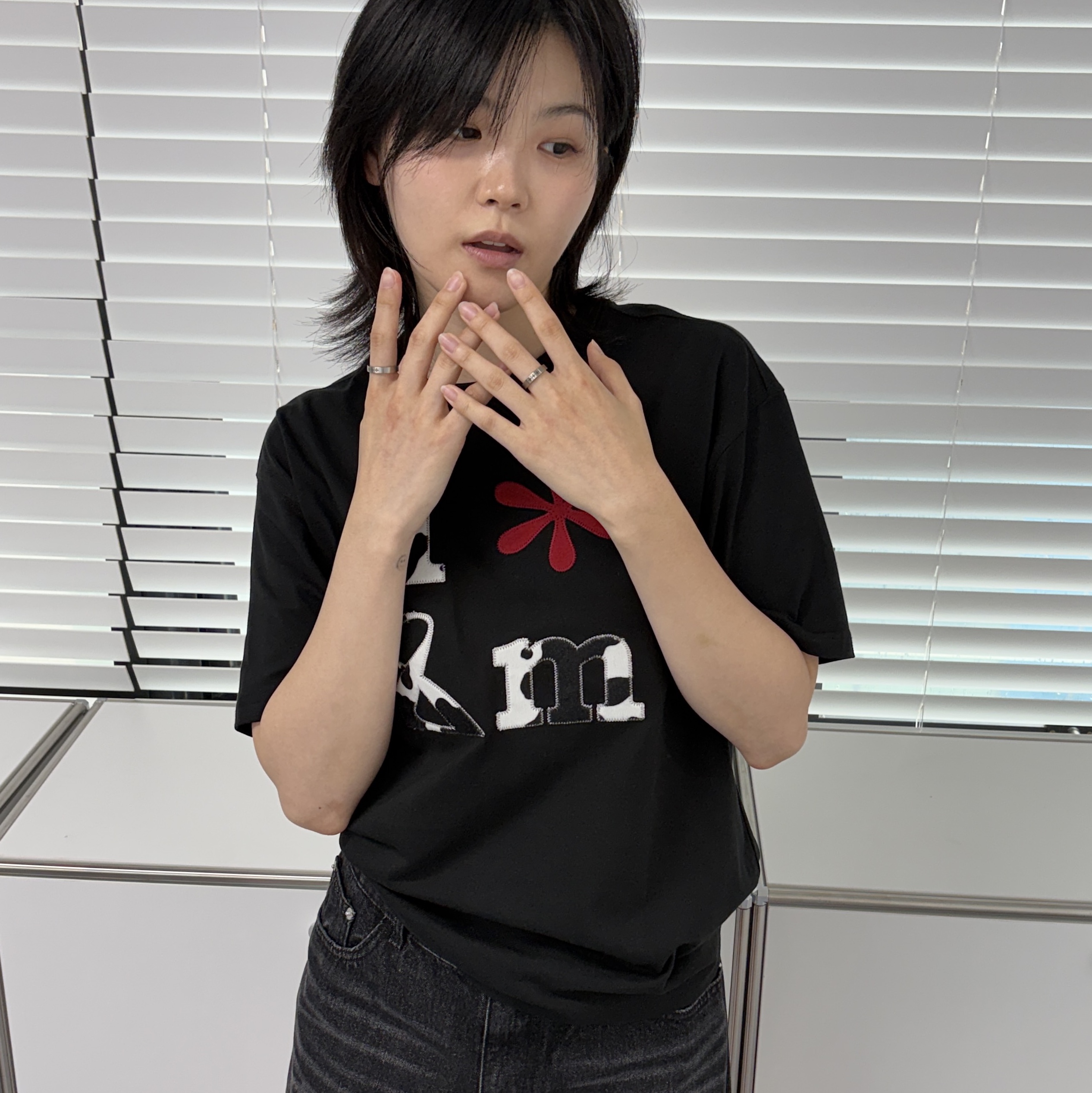 Riomeu Signature True Ring 4.0mm, Riomeu Cow Applique Short Sleeve T-Shirt_Black 착용 스타일 - 4