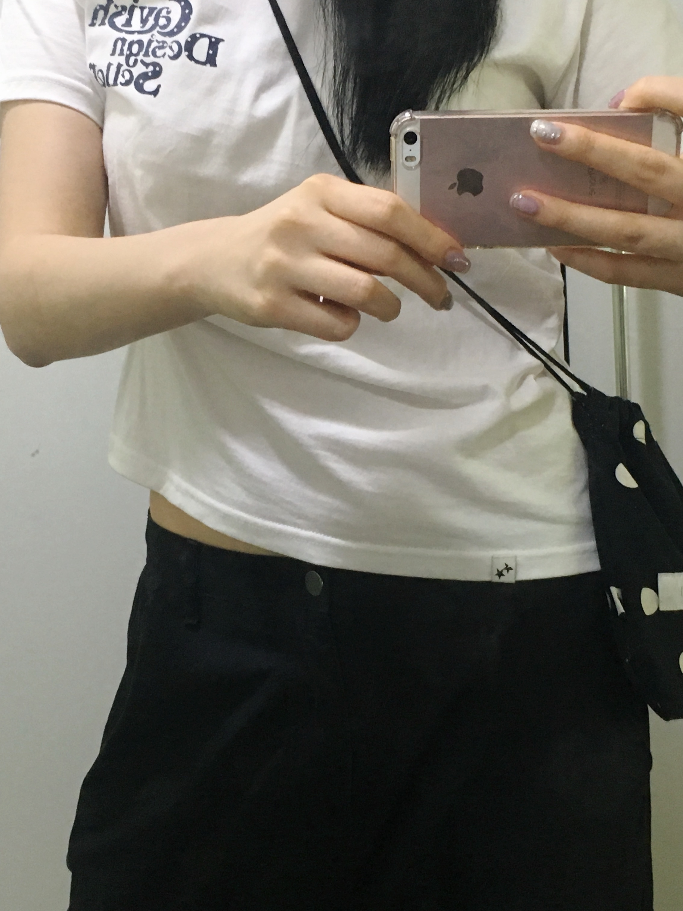 CAVISH W Star Seller Logo SS Tee White, (W) Crocs Classic Platform Clog Black 착용 스타일 - 4