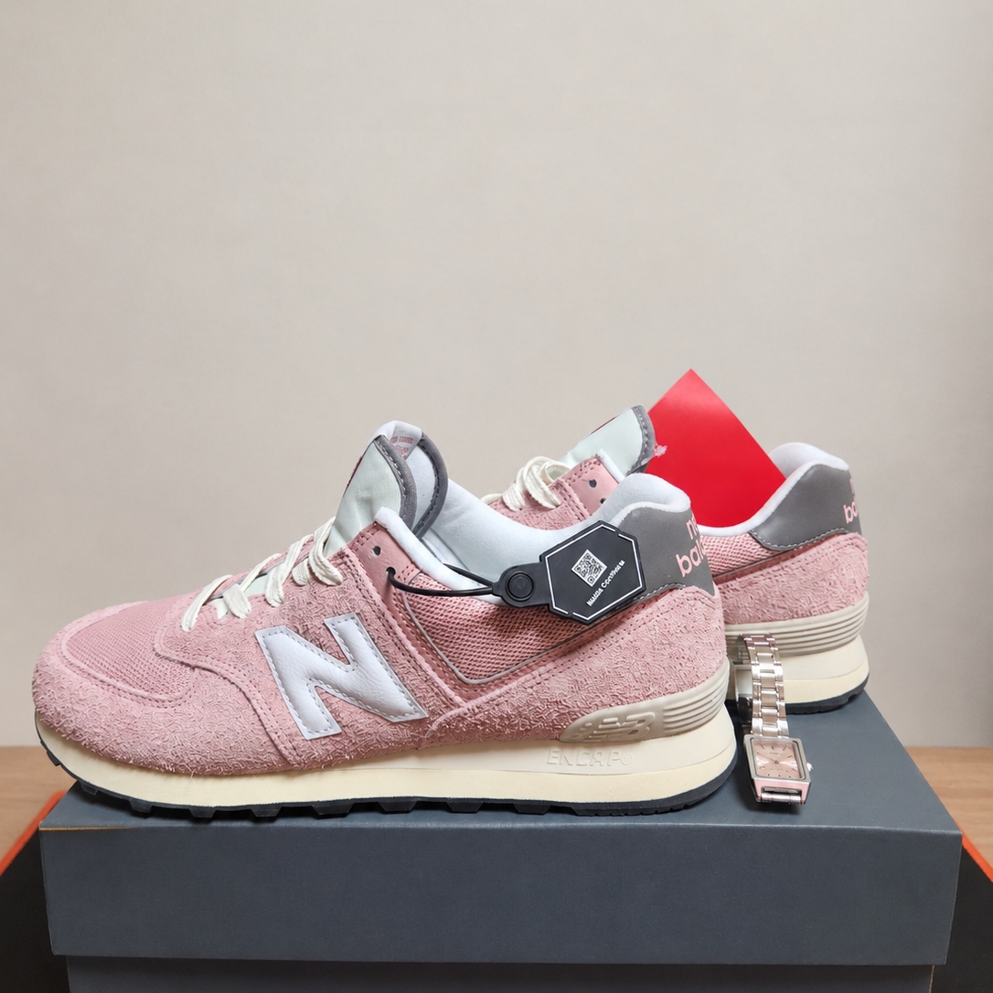 New Balance 574 Heritage Mellow Pink, Casio LTP-V007D-4E 착용 스타일