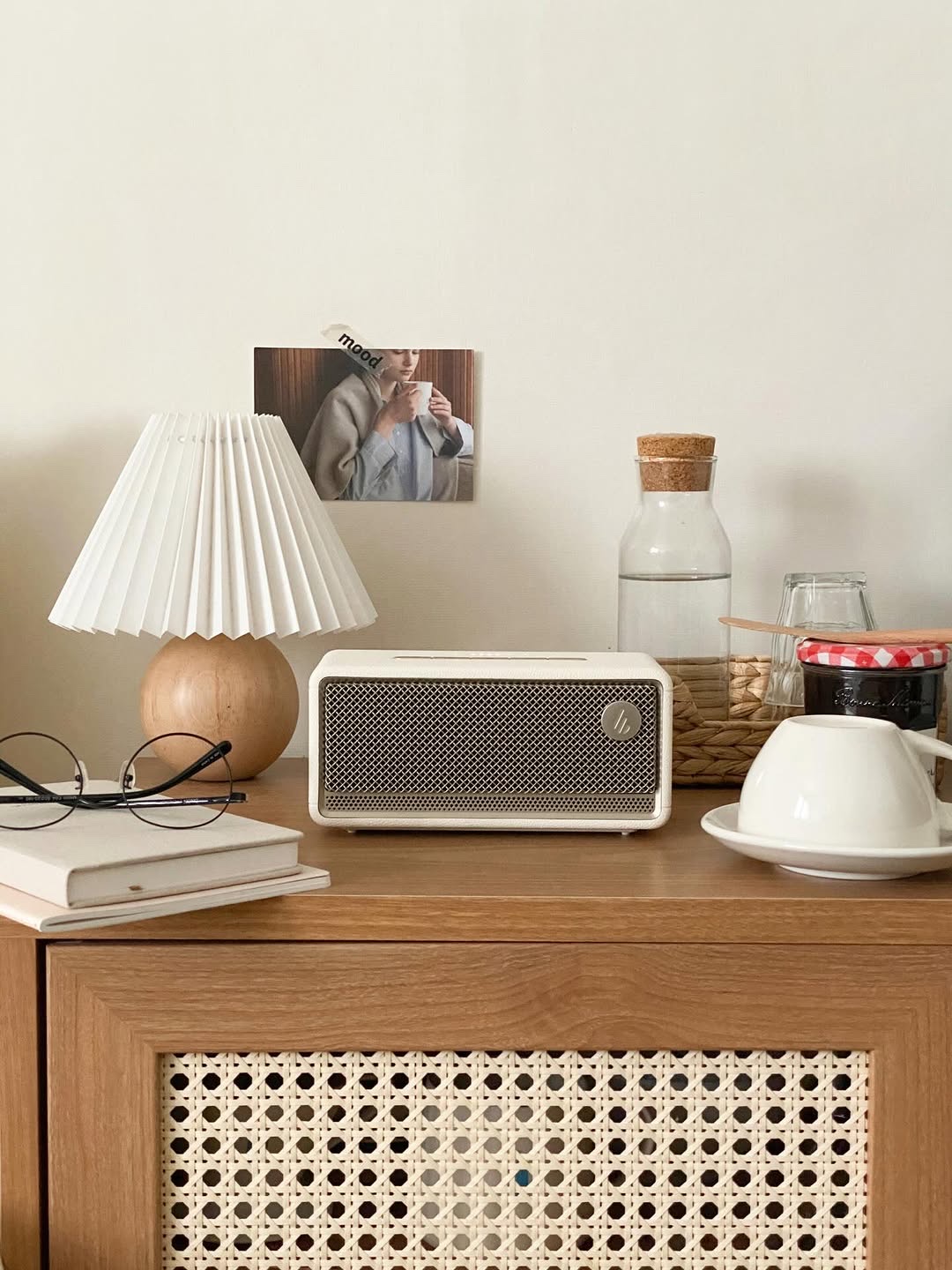EDIFIER ES60 Portable Bluetooth Speaker 34W – Ivory 착용 스타일 - 3