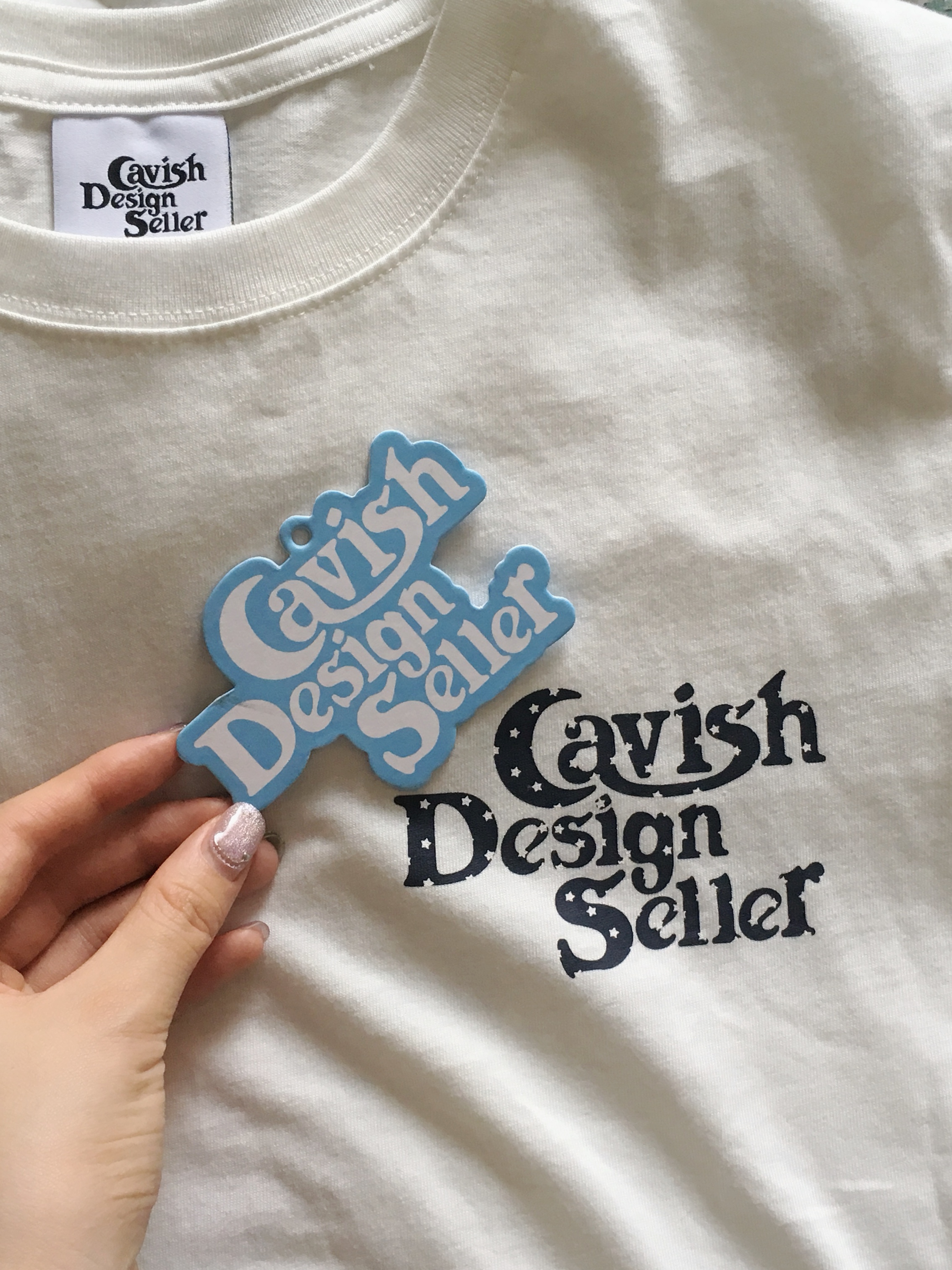 CAVISH W Star Seller Logo SS Tee White, (W) Crocs Classic Platform Clog Black 착용 스타일 - 3