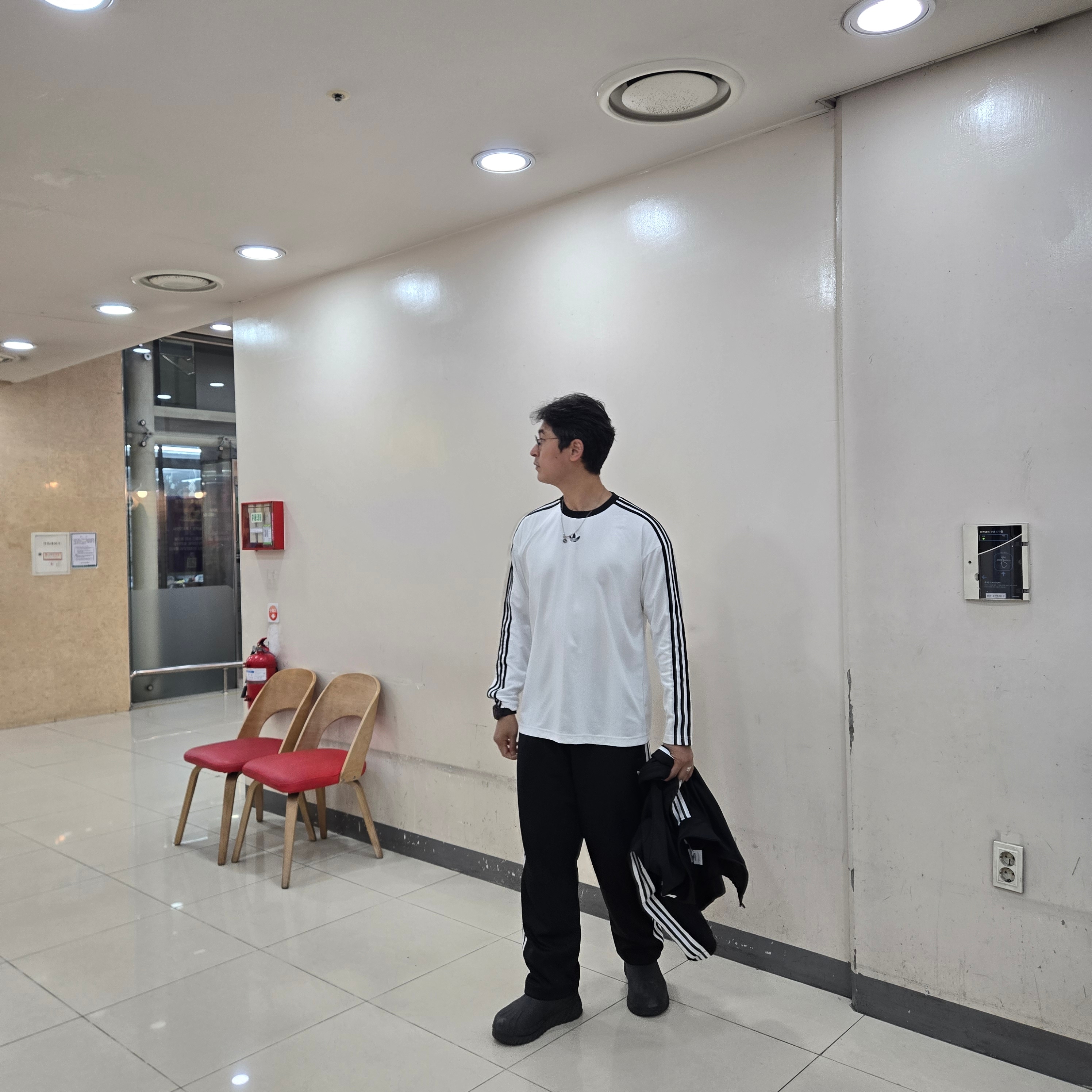 Adidas Skateboarding Firebird Track Jacket Black - KR Sizing, Adidas Skateboarding Track Pants Black - KR Sizing 착용 스타일 - 2
