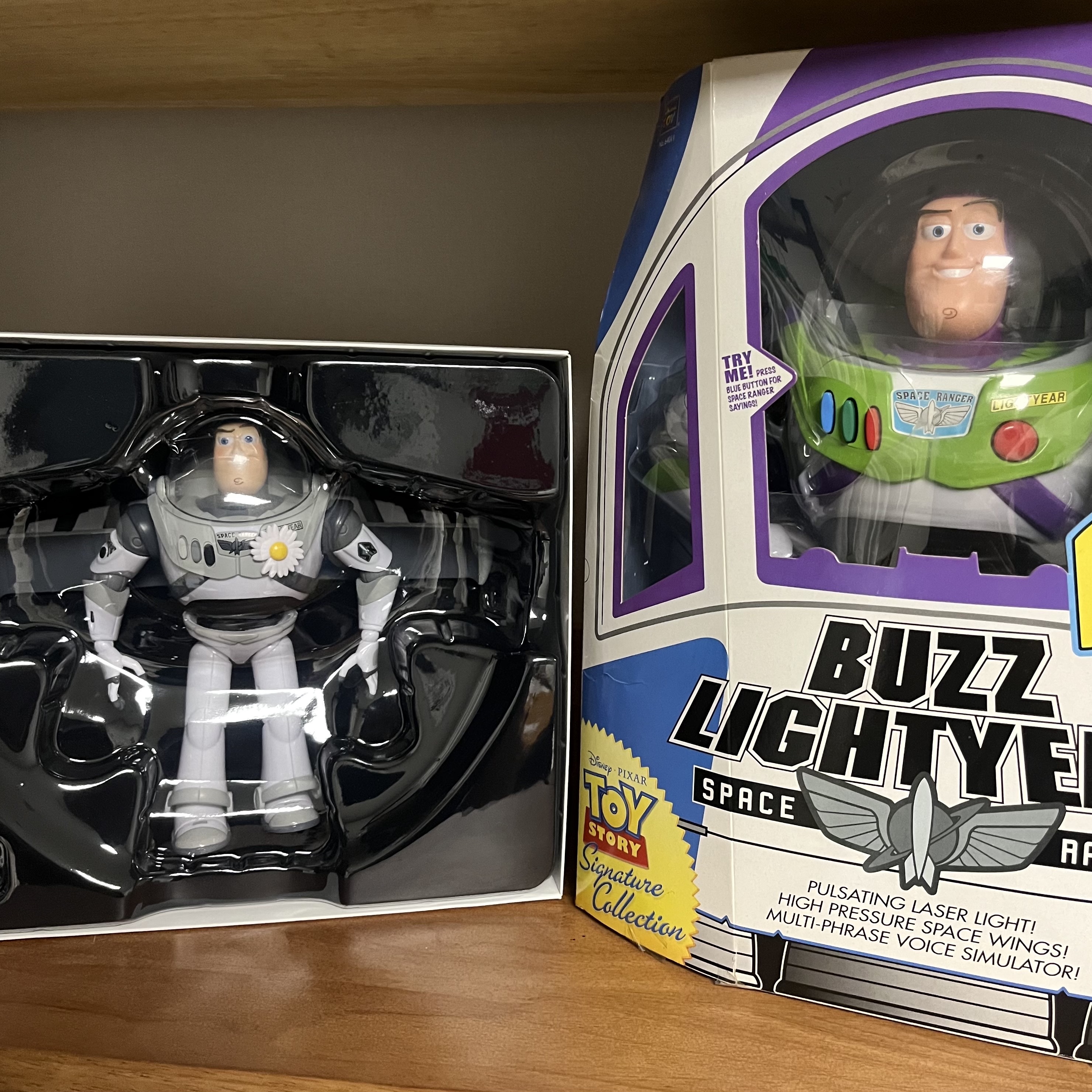 Peaceminusone x Toy Story The First Fan Action Figure Buzz 착용 스타일