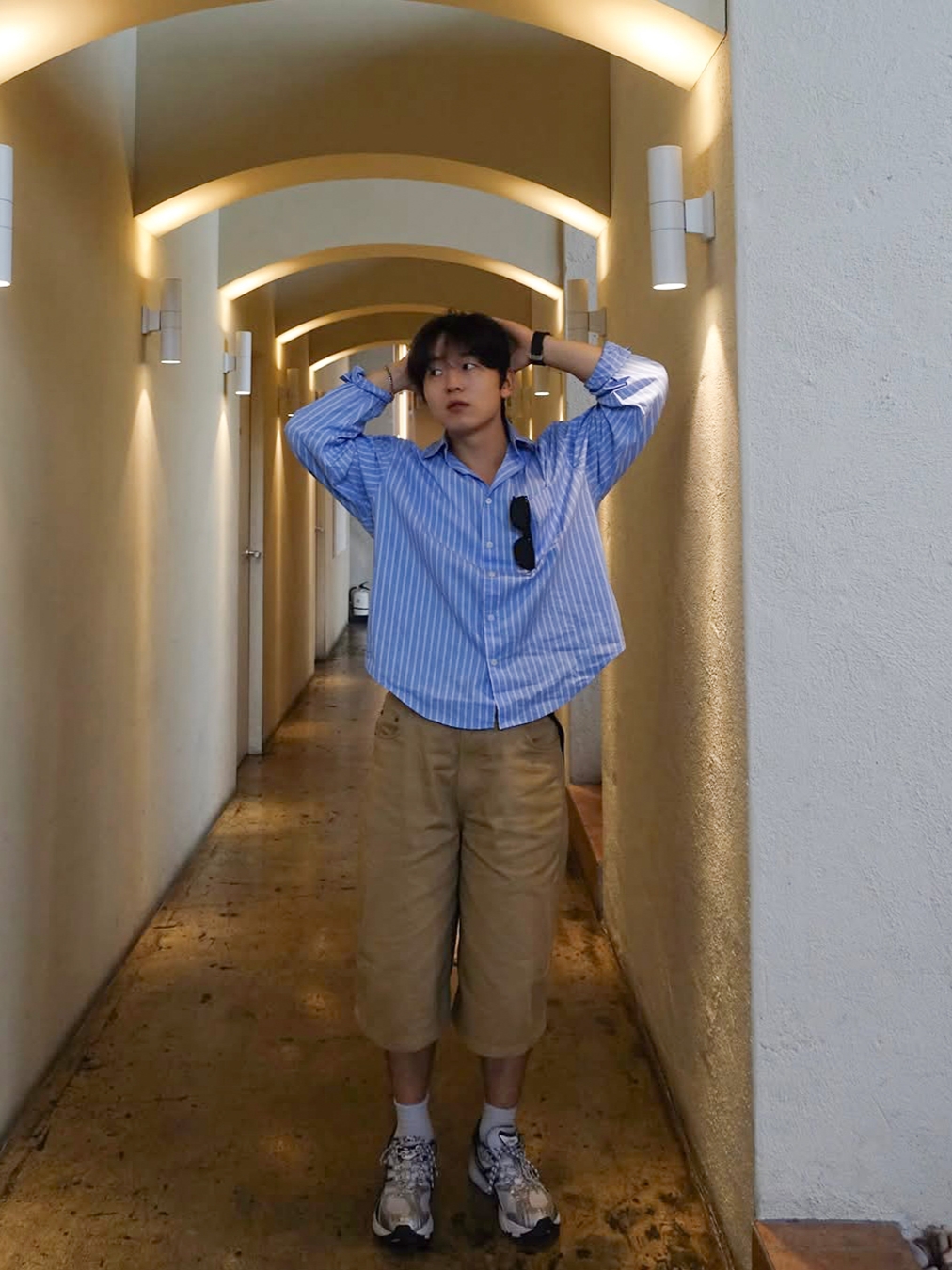 Knitted Stripe Crop Shirts Sky Blue, Knitted Stripe Crop Shirts Blue 착용 스타일 - 2