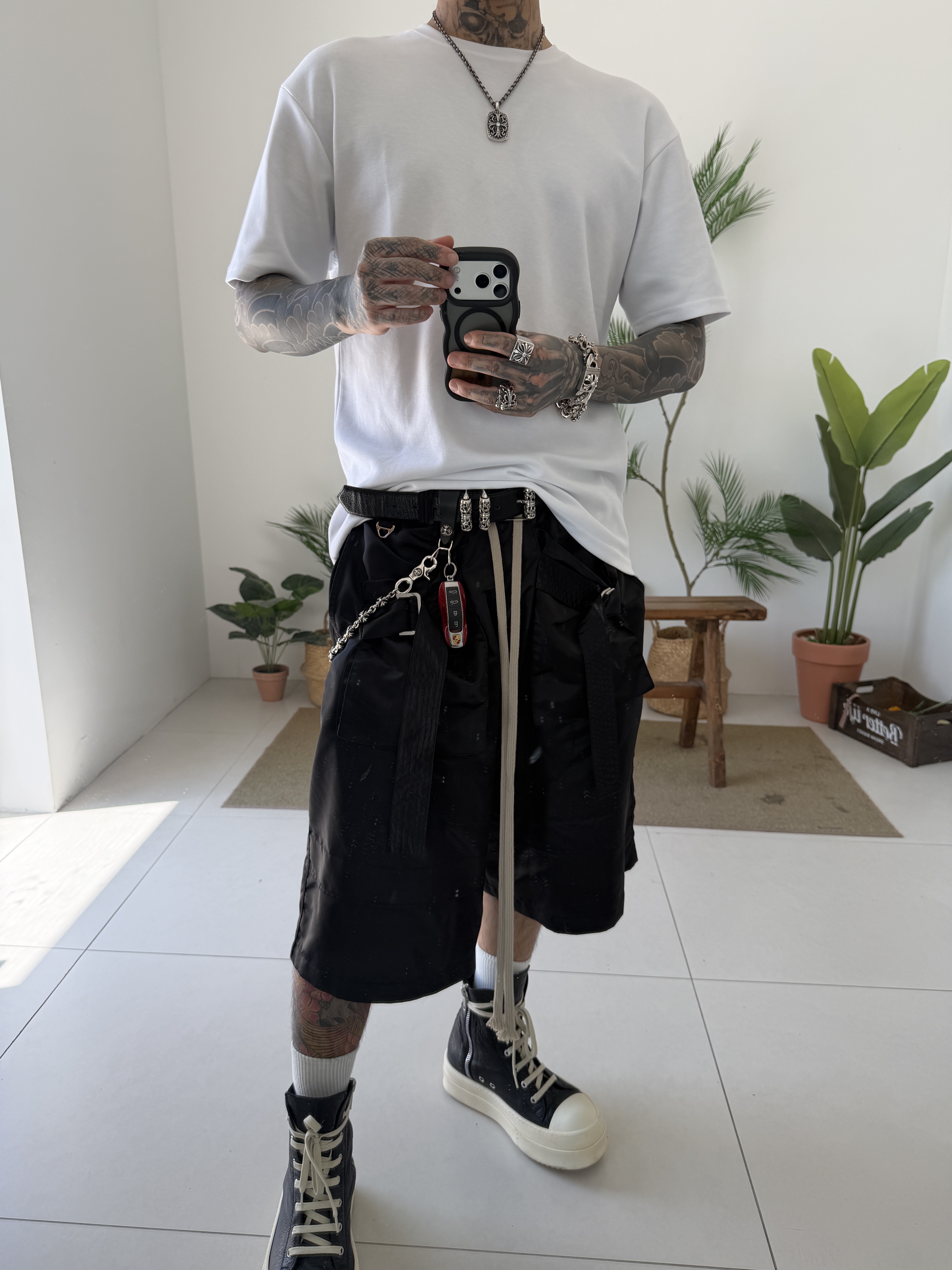 Wapworks Field Safety Bermuda Black, Rick Owens Drkshdw Pentagram Ramones Sneakers Black Pearl 착용 스타일 - 2
