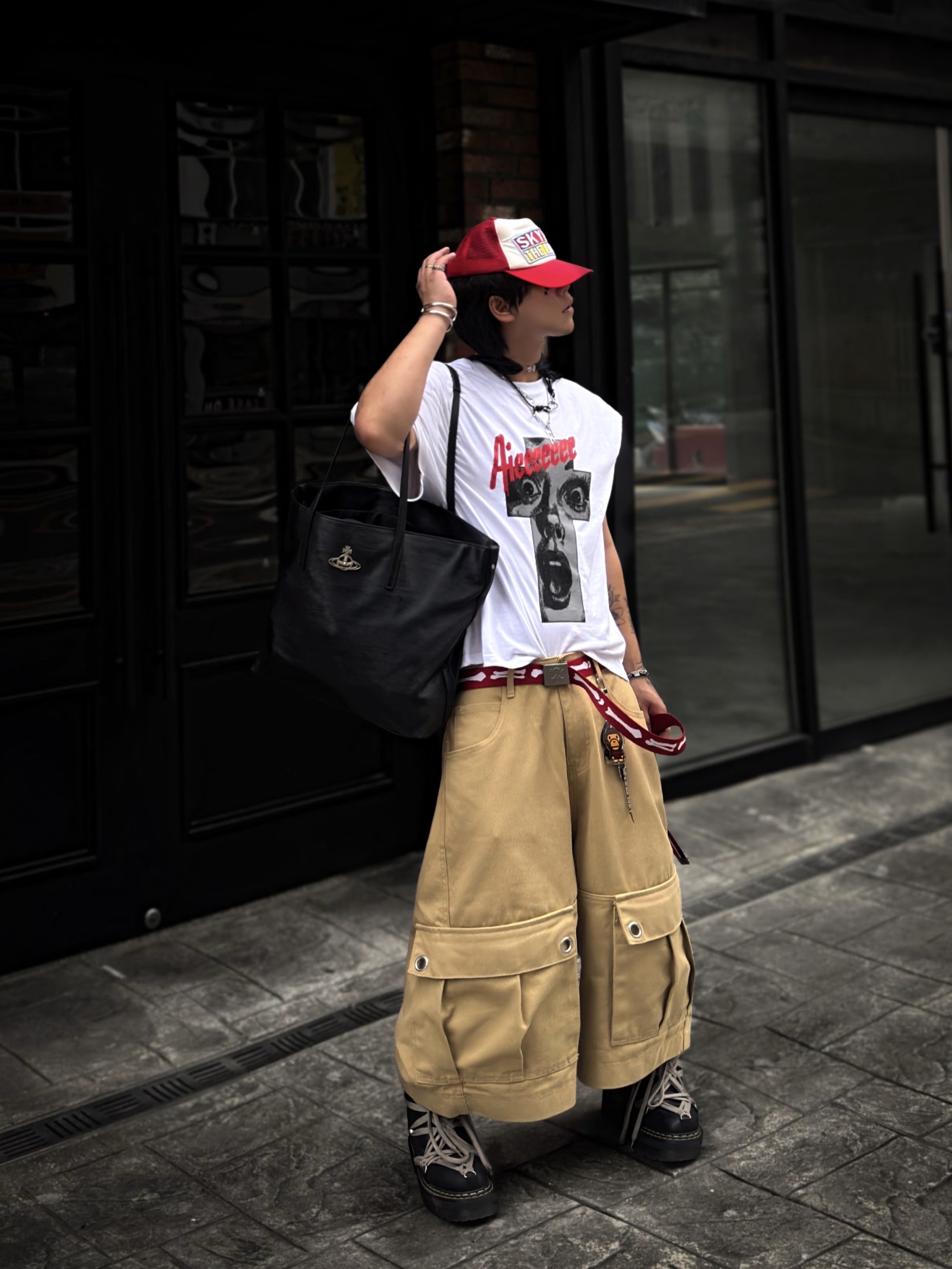 Diesel Dx1477 Stainless Steel Chain Necklace Silver, Dr. Martens x Rick Owens 1460 Quad Sole Mega Lace Boots Black 착용 스타일 - 5