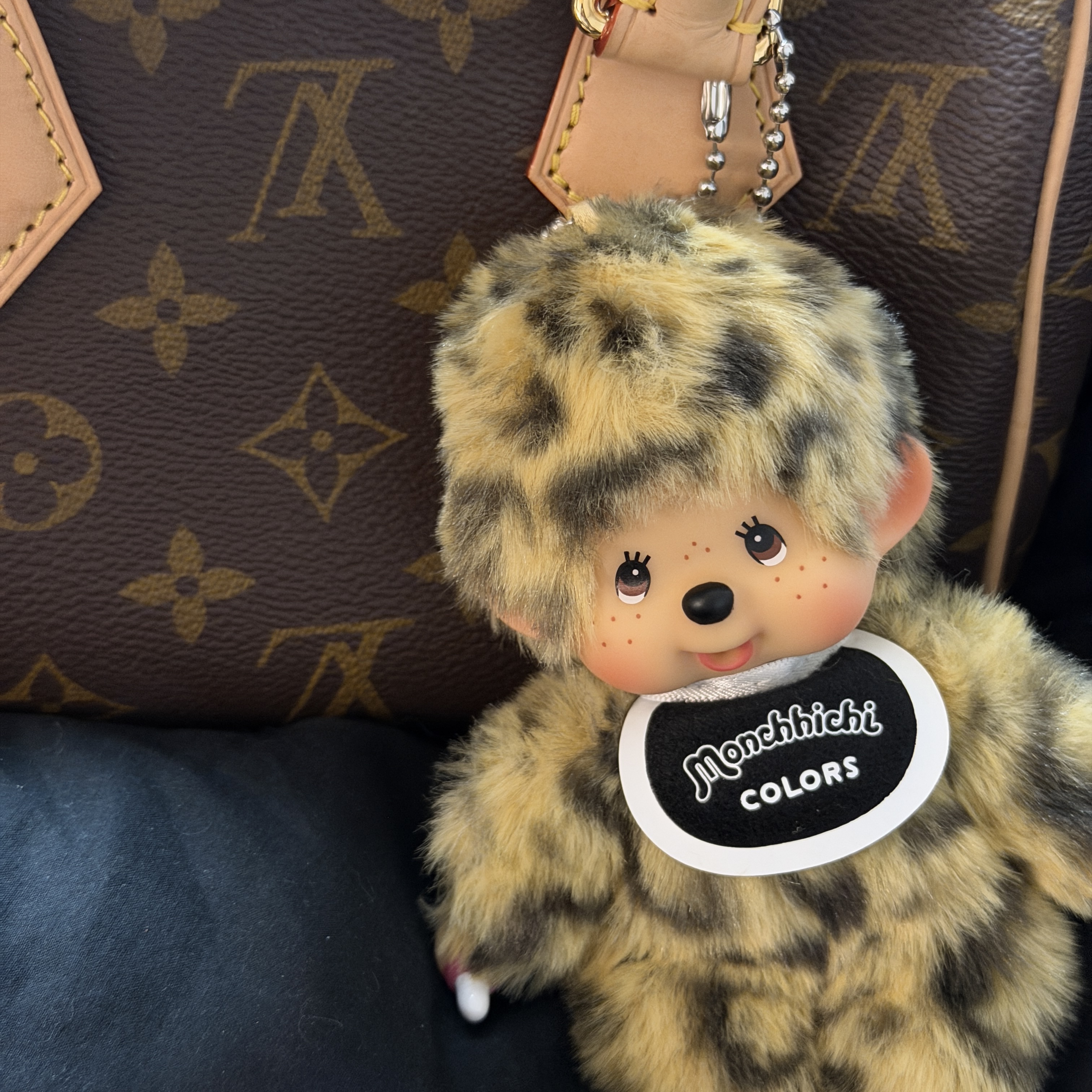 Monchhichi Colors Keychain Leopard Print 착용 스타일 - 1