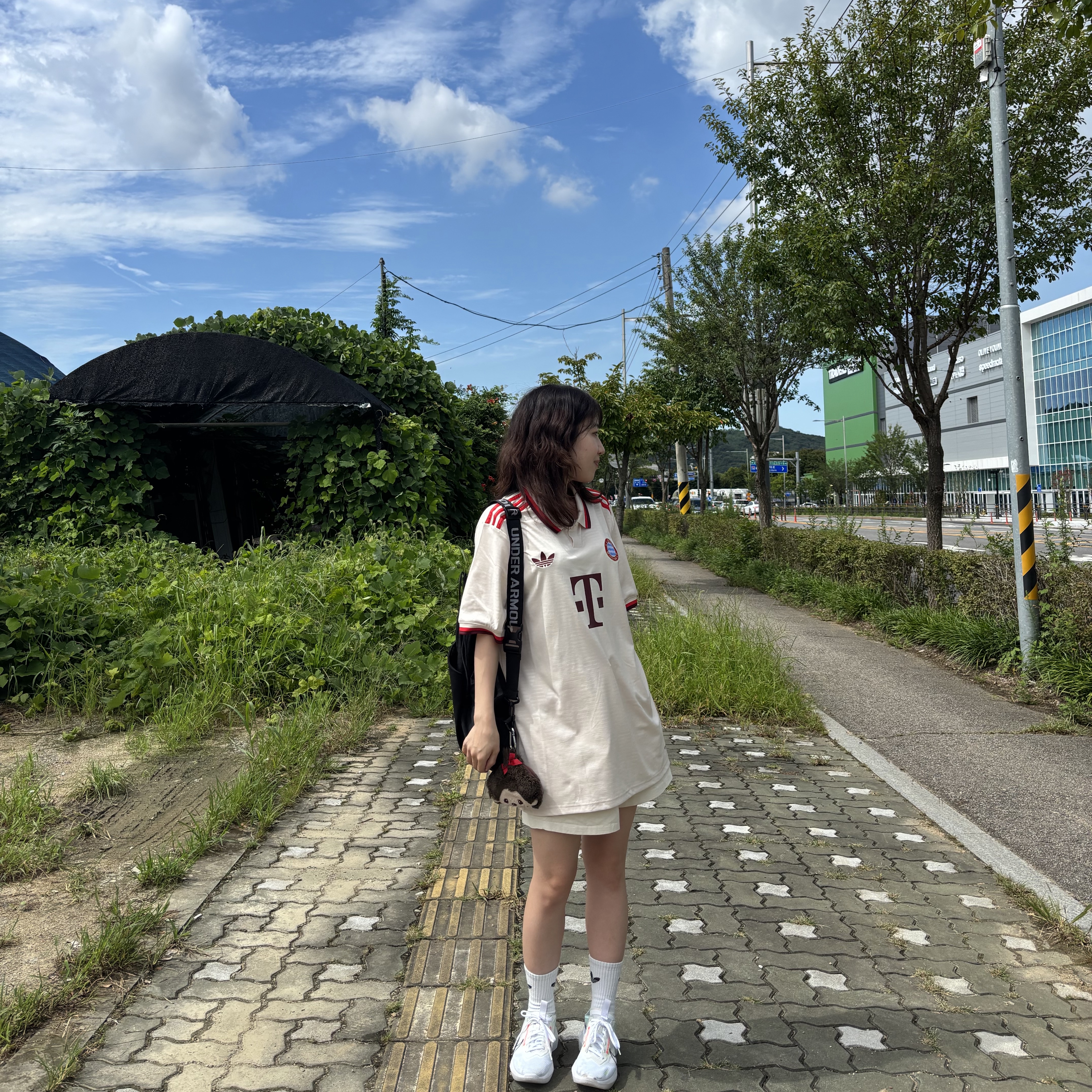 Adidas Bayern Munchen 2024/25 3rd Jersey Linen - KR Sizing (Non Marking Ver.), Monchhichi SS Girl Key Chain Brown 착용 스타일