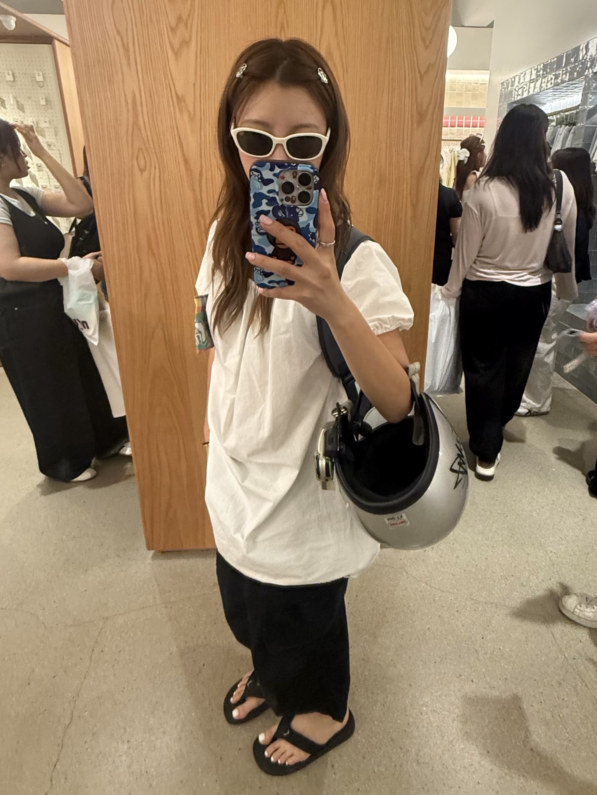 Stussy Beach Slipper Black, Stussy Eli Sunglasses Cloud Black Lens 착용 스타일