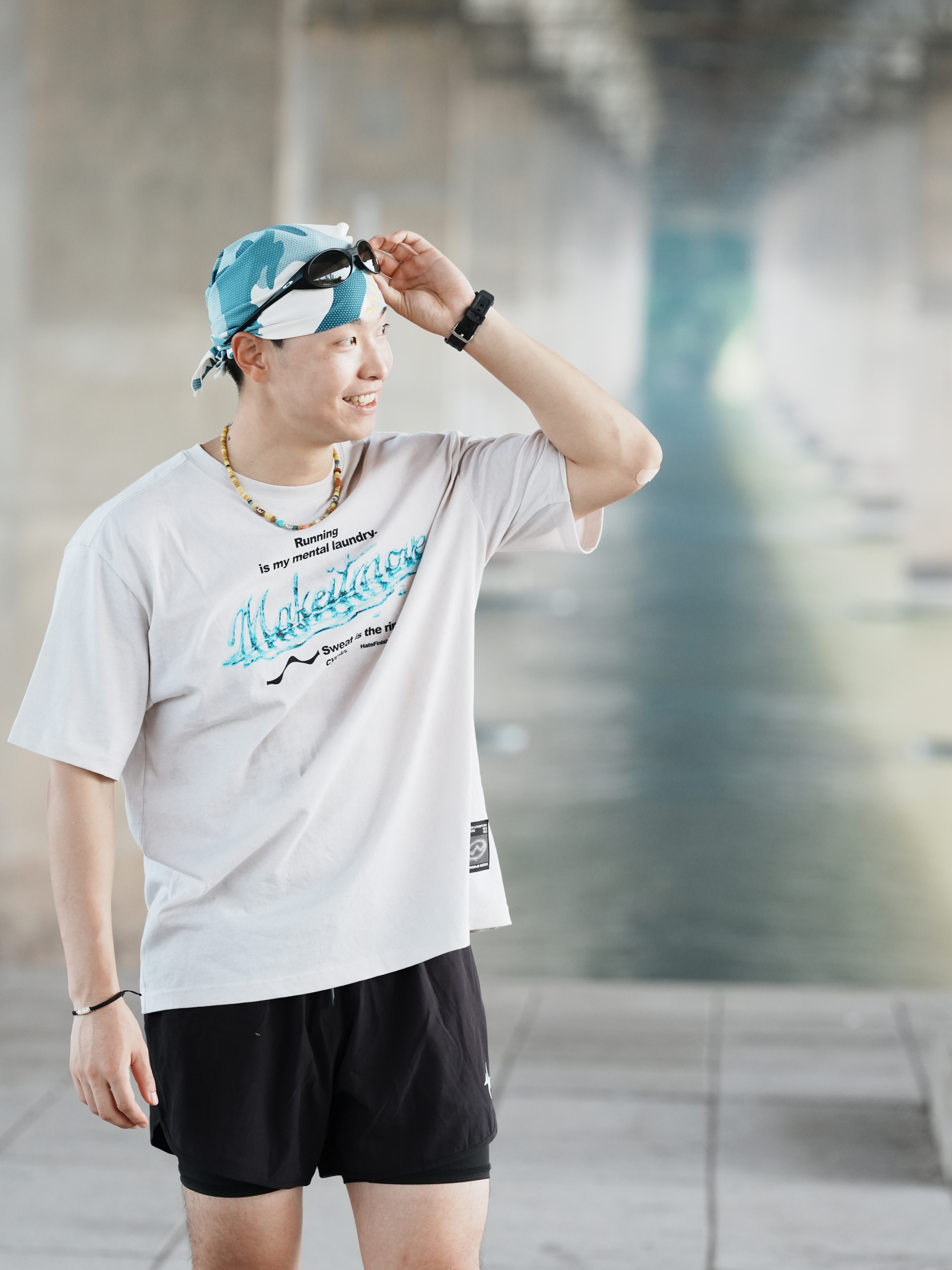 MIM Sweat Pooling T-shirts Cream, Adidas Adizero EVO SL Core Black Cloud White 착용 스타일 - 9
