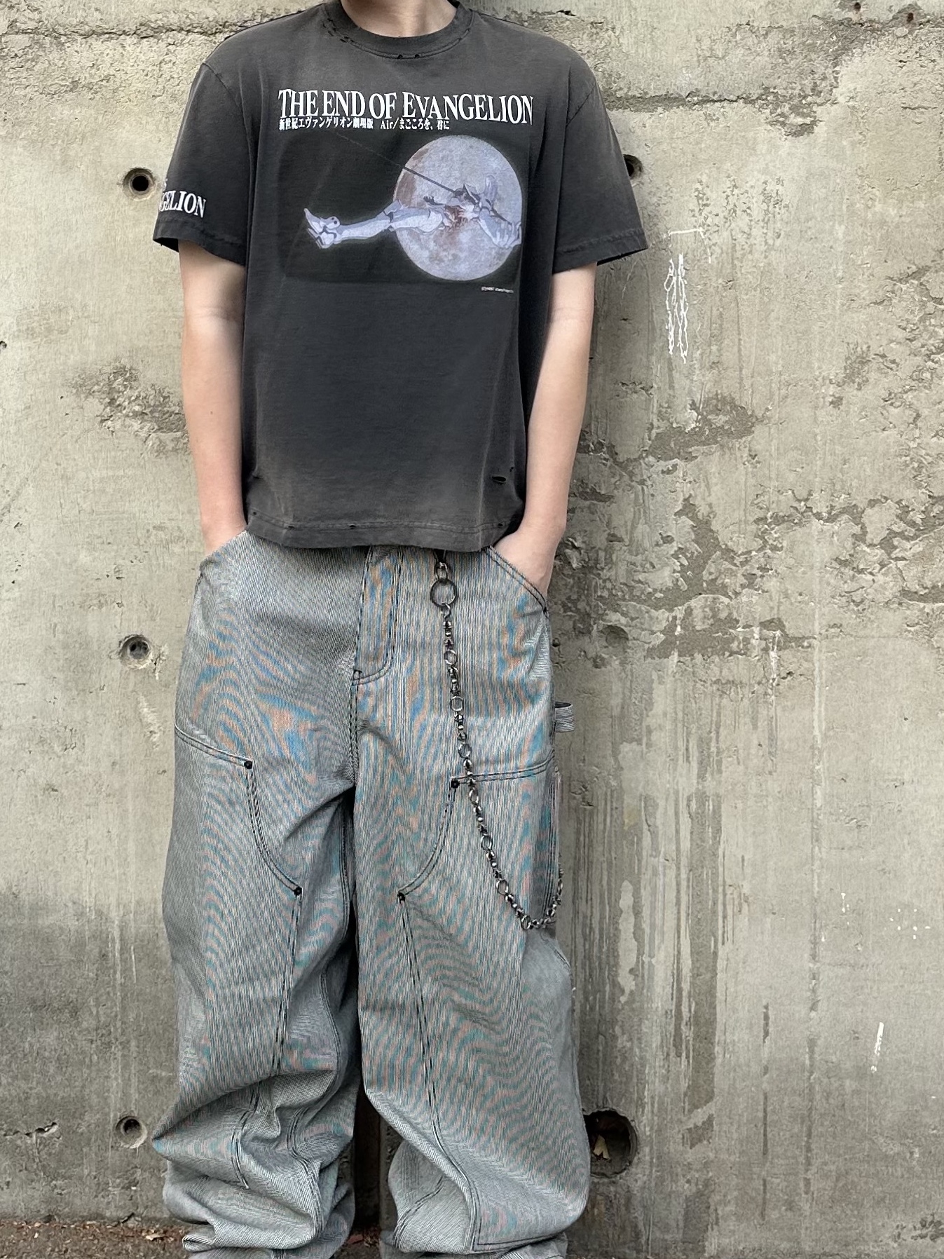 Protocol Index x Evangelion Overdyed Vintage Mass Production T-Shirt Charcoal, Undermycar Stripe Engineers Double Knee Work Pants Black Stripe - 24FW 착용 스타일 - 2