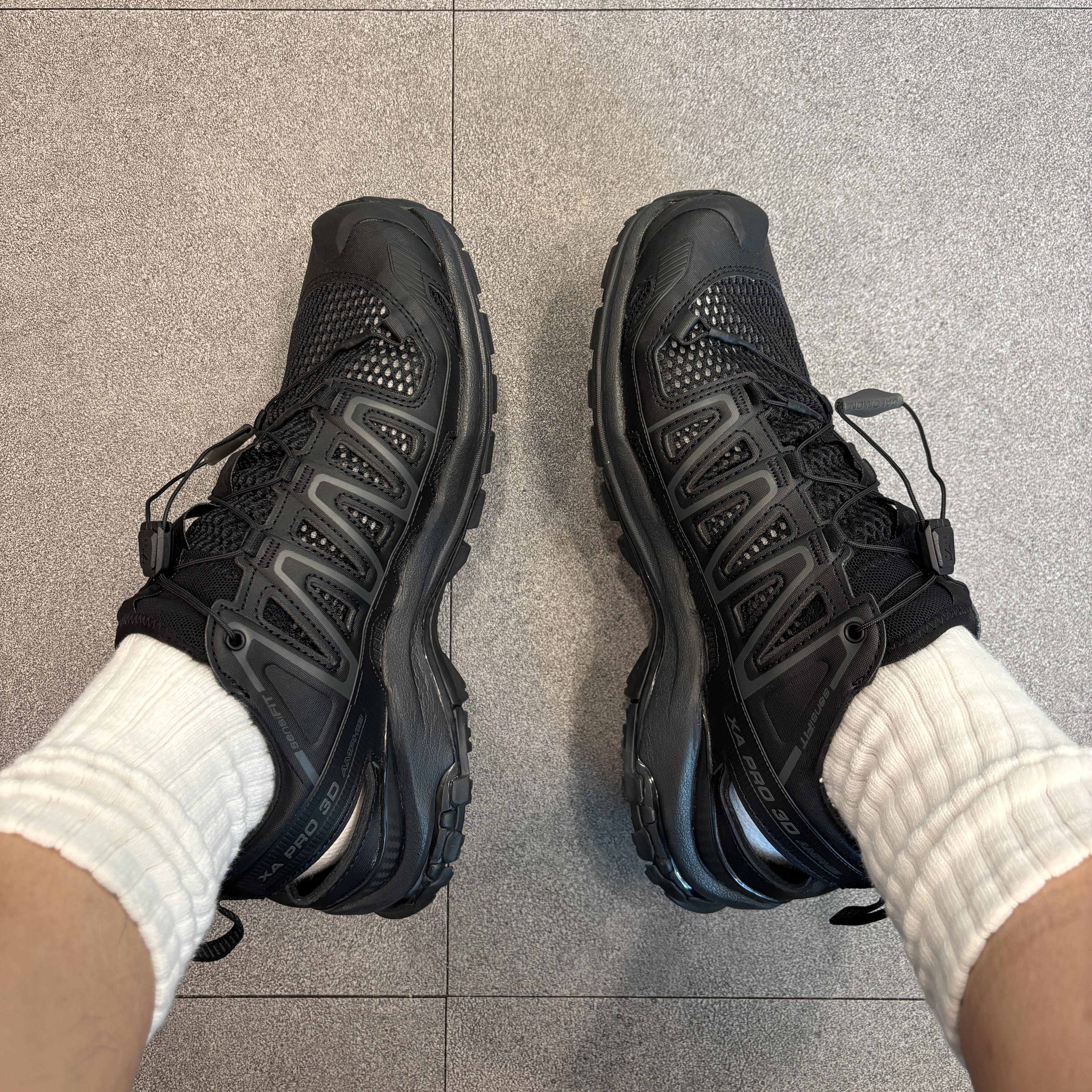 Salomon XA Pro 3D Amphib Black 착용 스타일