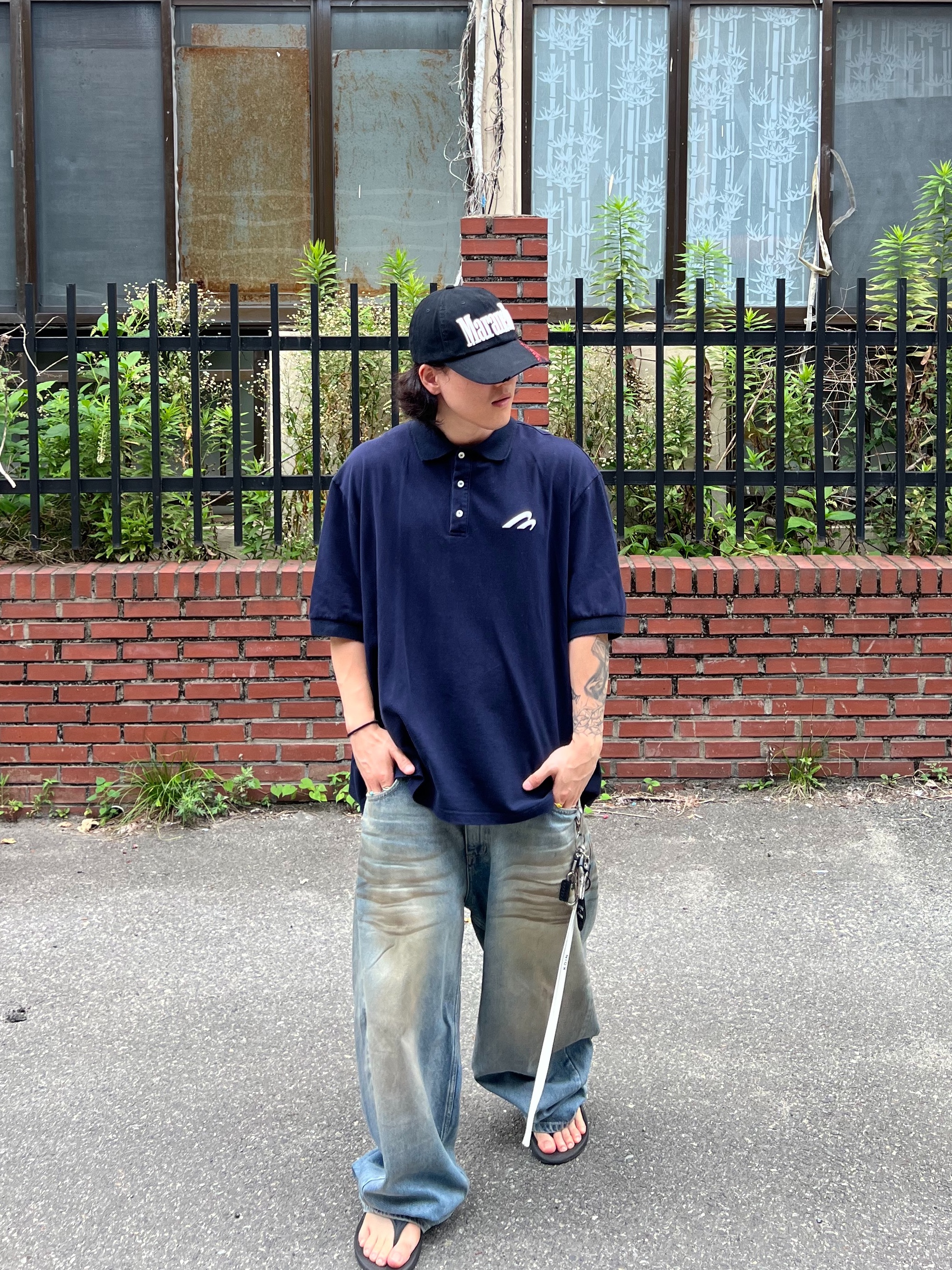 MJD Oversized Polo Navy, ETCE Maranello Skid Mark Vintage Cap Black 착용 스타일 - 5