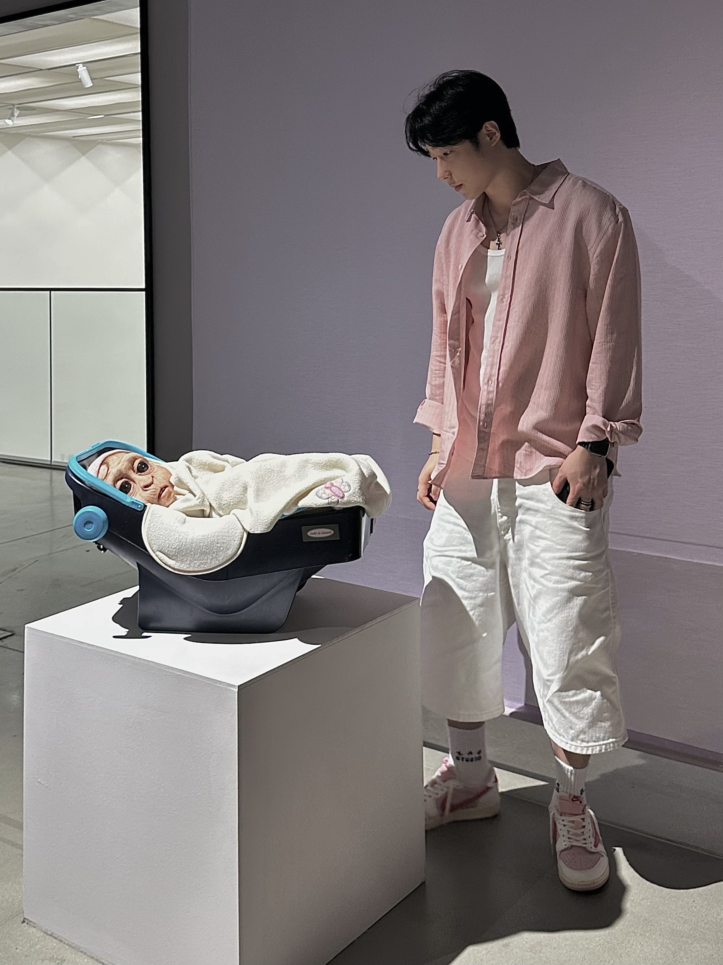 Jordan 1 x Travis Scott Retro Low OG SP Sail Tropical Pink, IAB Studio Socks White (5 Pack) 착용 스타일