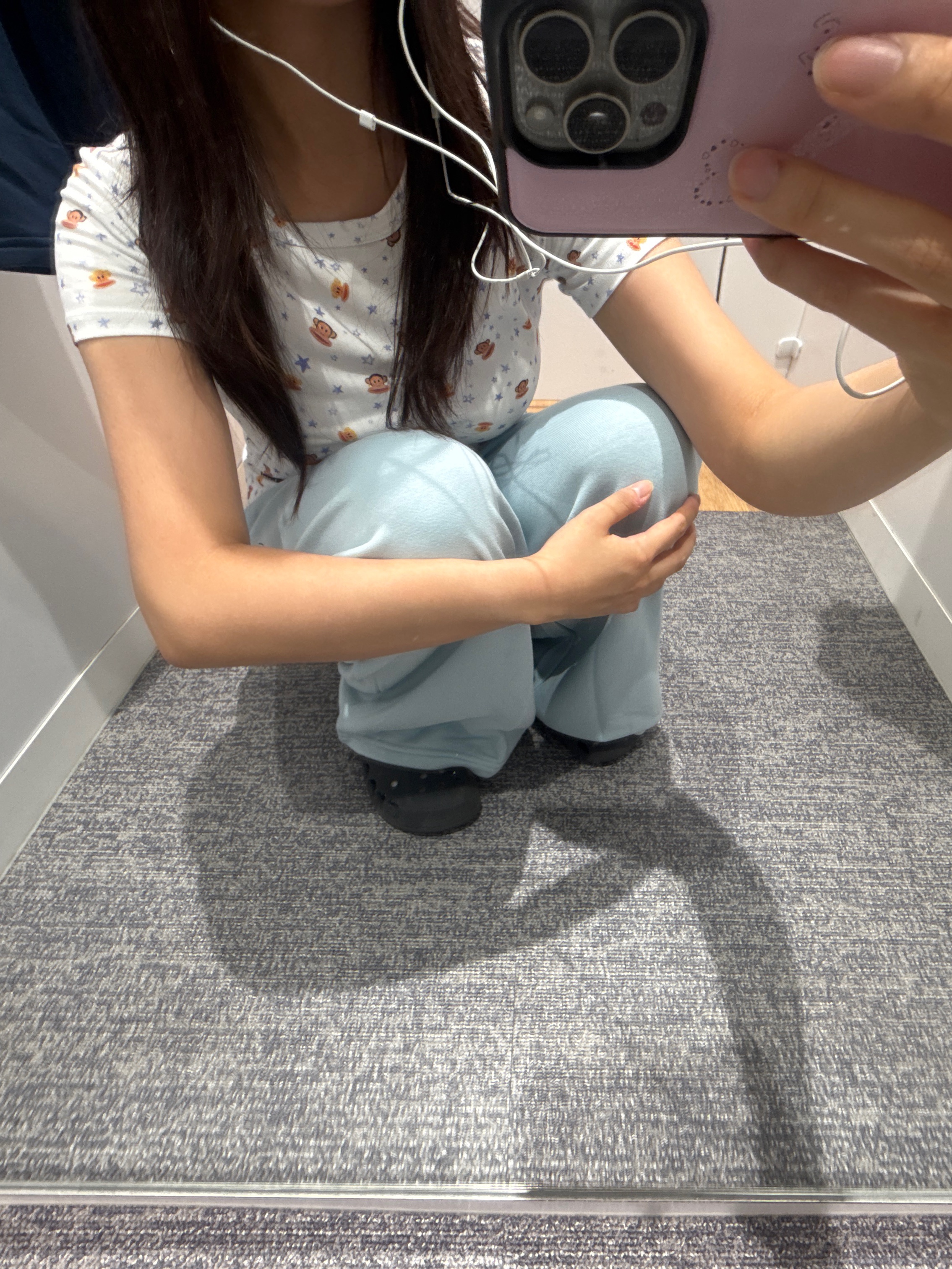 (W) Glowny Poppy Balloon Top White 착용 스타일 - 5