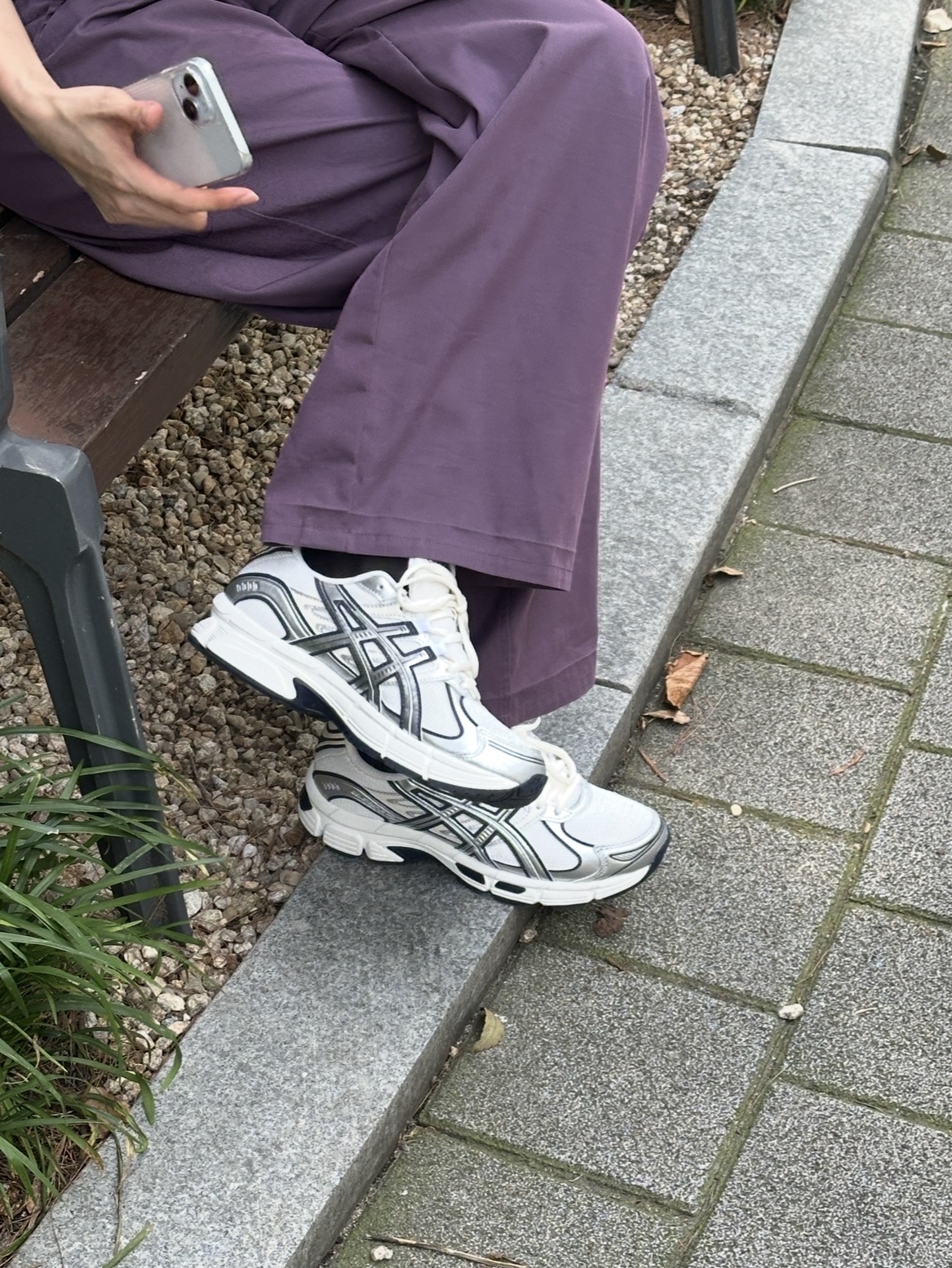 Asics Gel-Stratus MC Cream Pure Silver 착용 스타일 - 2