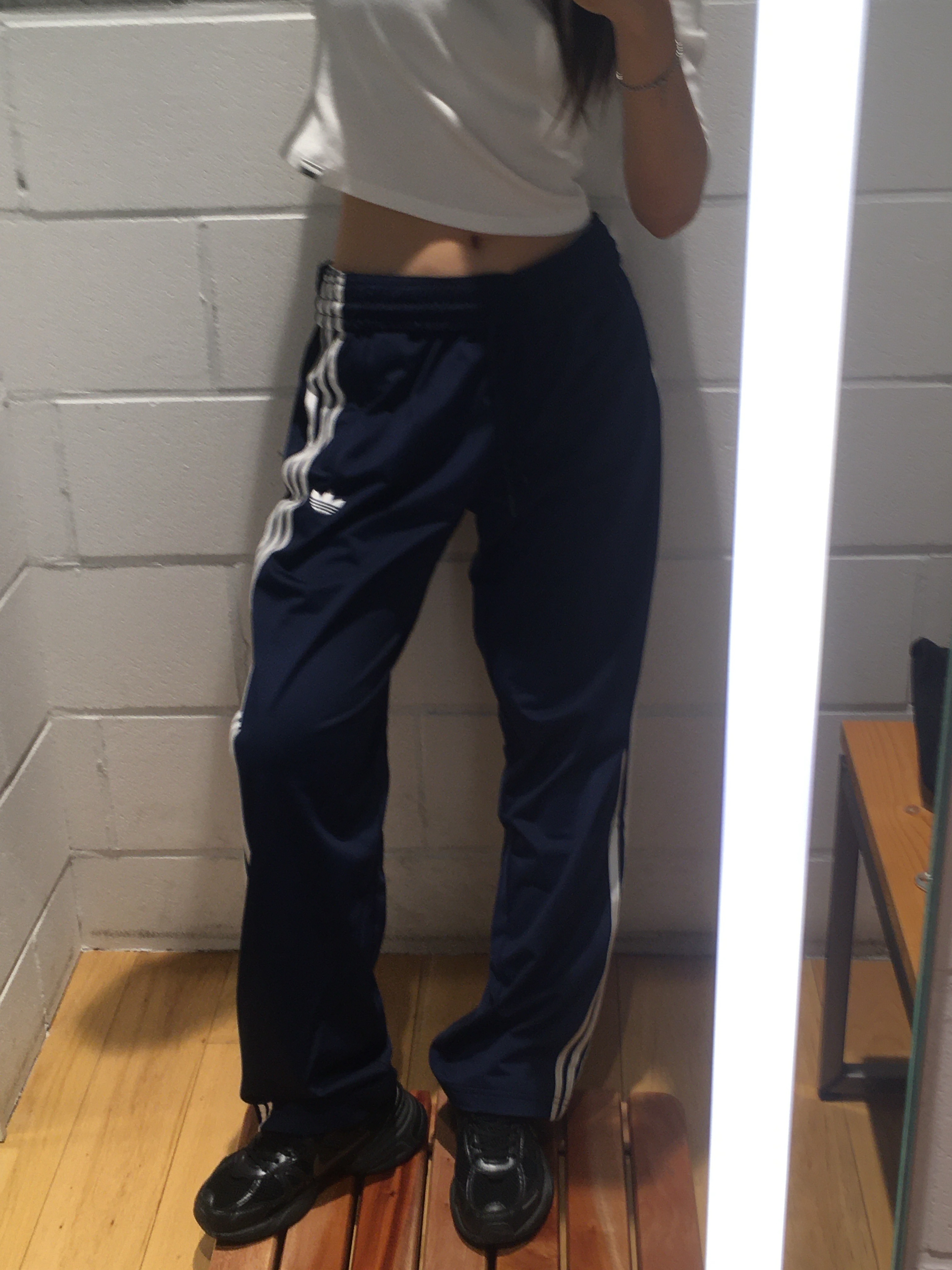 Adidas Adicolor Baggy Fit Firebird Track Pants Night Indigo - KR Sizing 착용 스타일