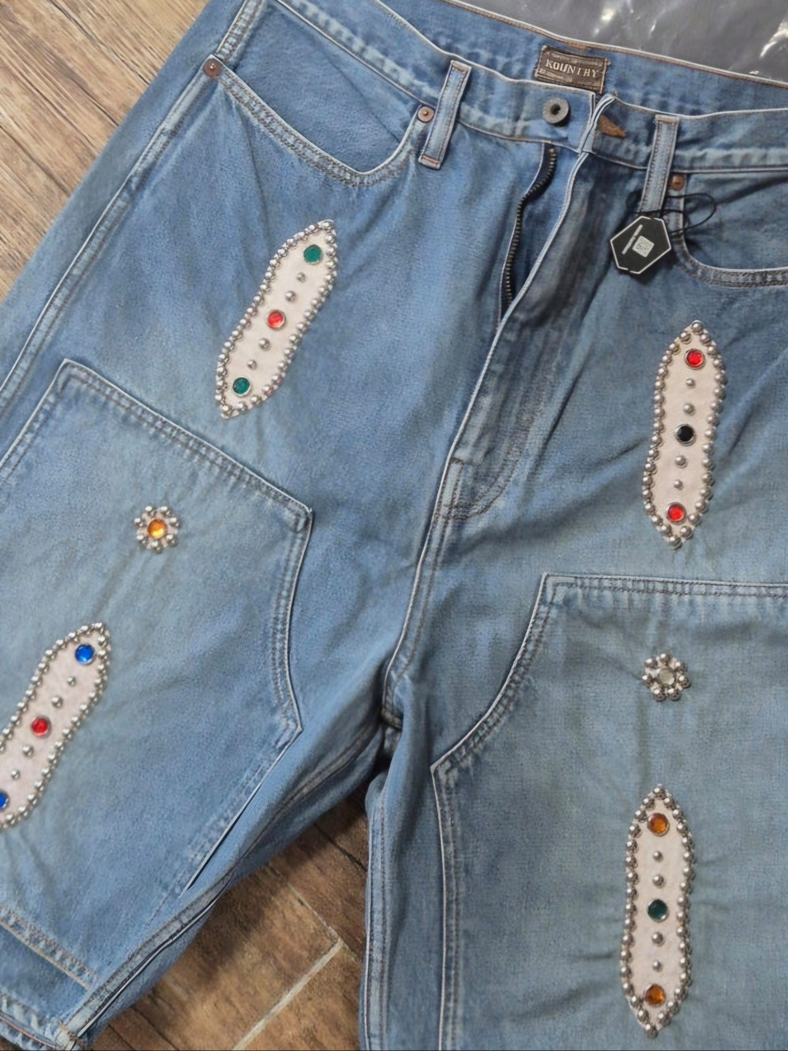 Human Made Graphic T-Shirt Black, Kapital 14 oz. Denim Short Pants Studs Remake Indigo (Processing) 착용 스타일 - 7