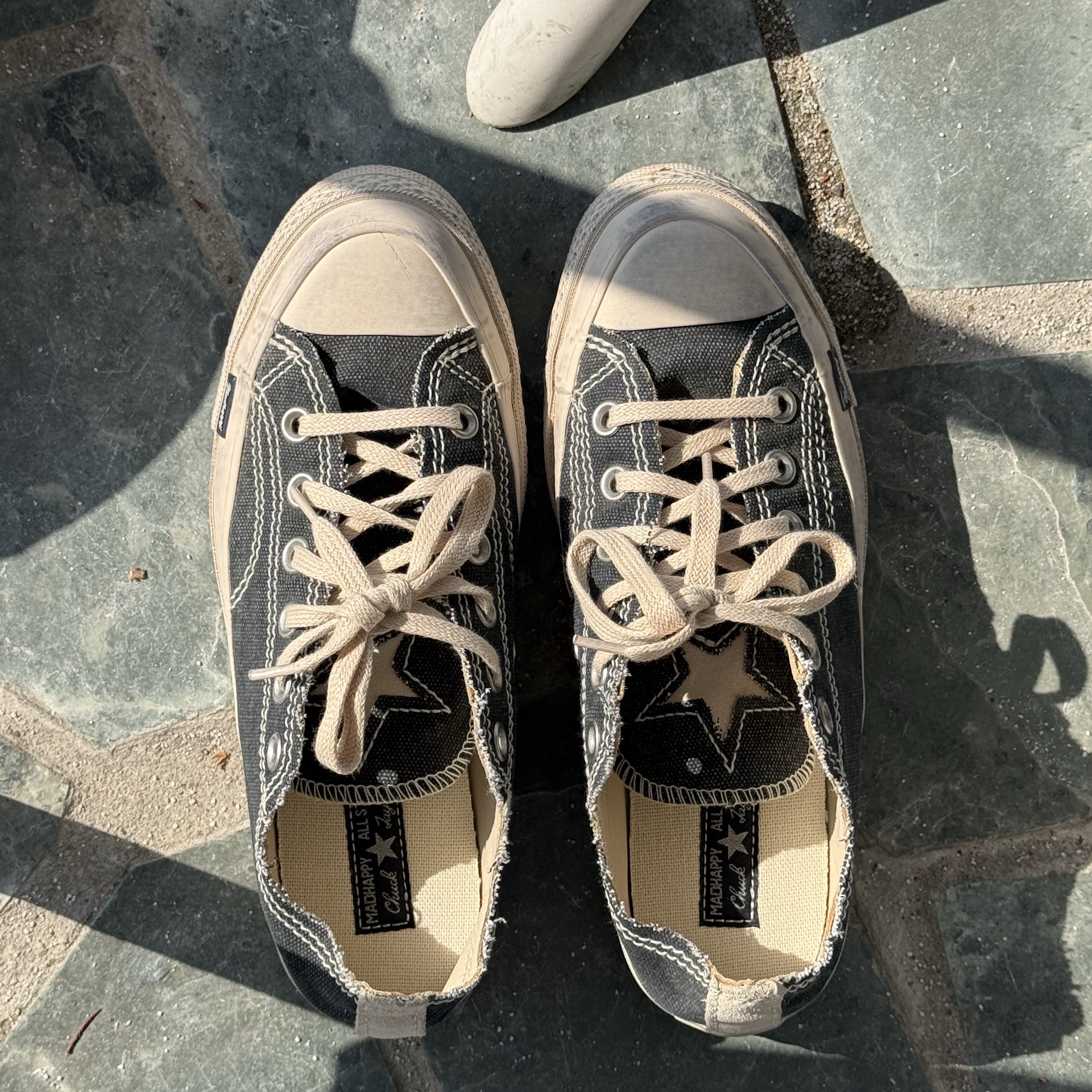 Converse x Madhappy Chuck 70 Ox Black Natural Ivory 착용 스타일 - 2