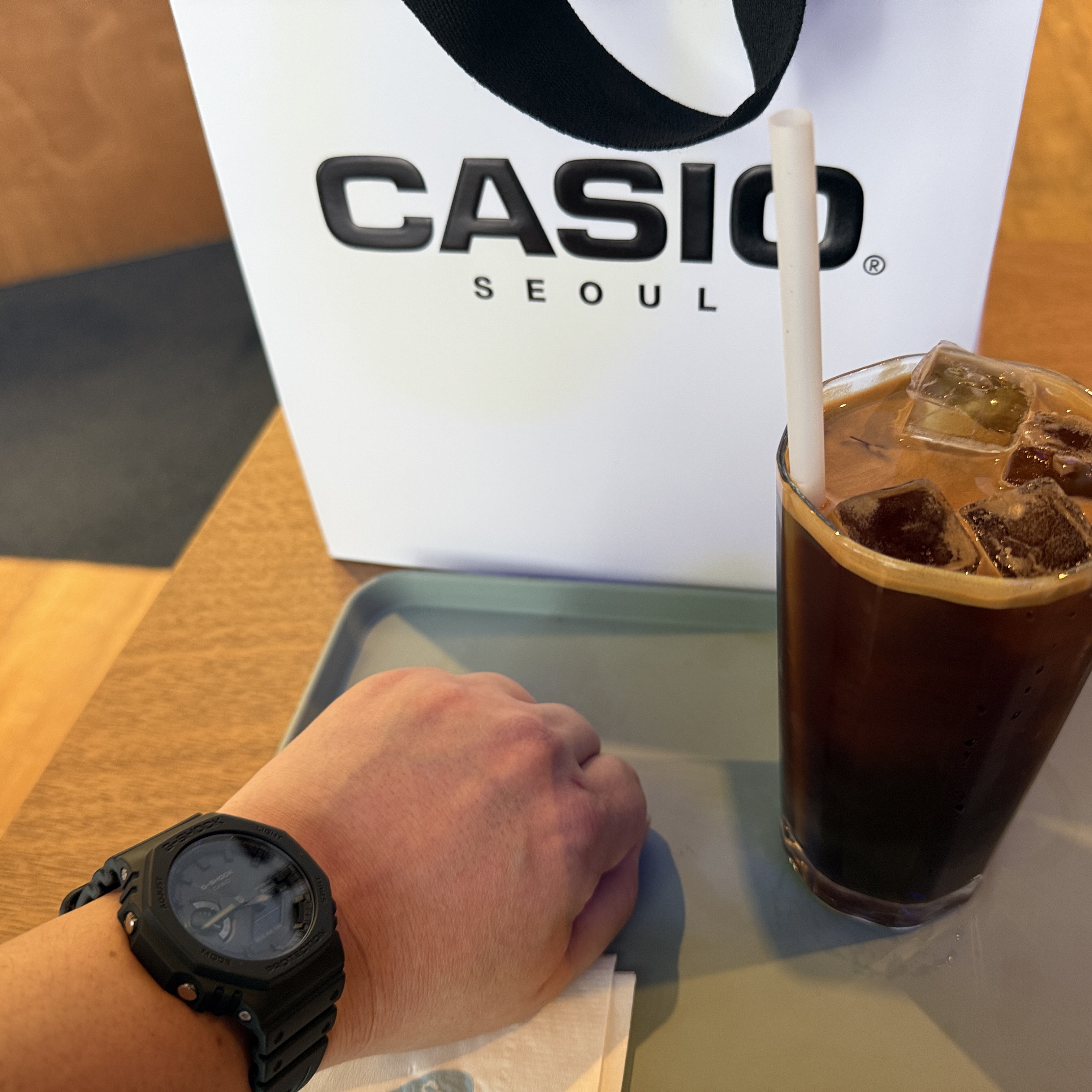 Casio G-Shock GA-B2100-1A1 착용 스타일 - 1