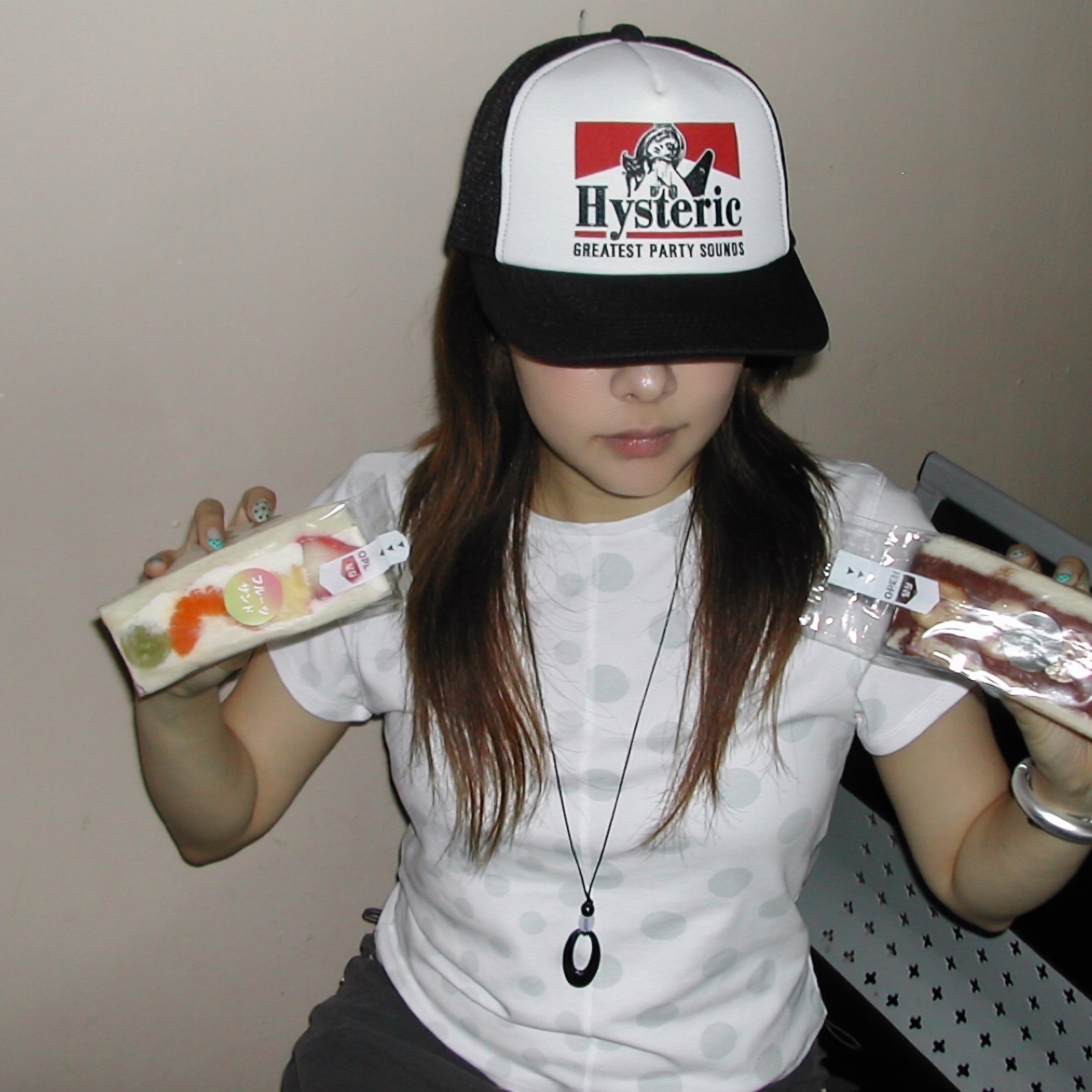 Hysteric Glamour Guitar Girl Mesh Cap Black 착용 스타일