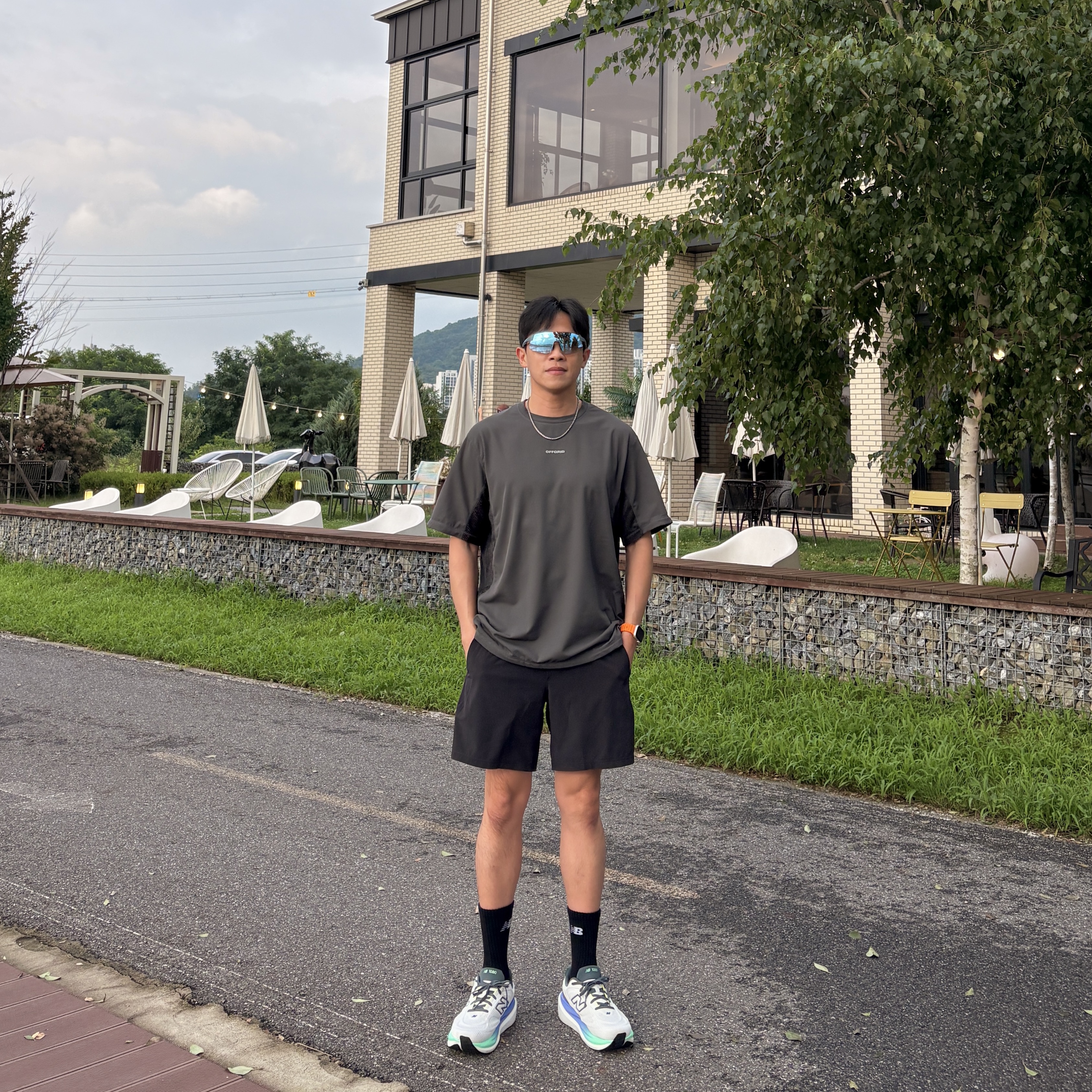 Lululemon Pace Breaker Linerless Shorts 7 Inch Black, OFFGRID Ventra Octa Shortsleeve Charcoal 착용 스타일 - 1