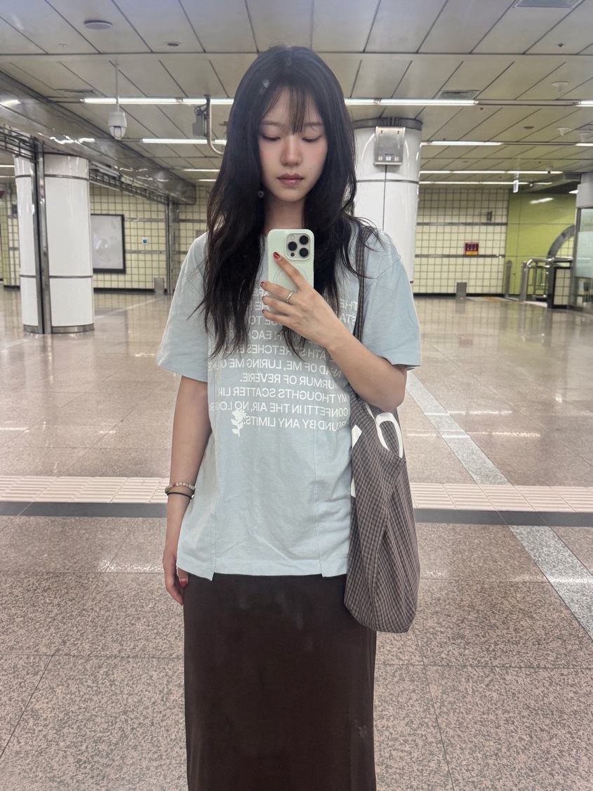 Quarqor #3106 Ring, Hellodude Big Tote Bag Vintage Purple Check 착용 스타일