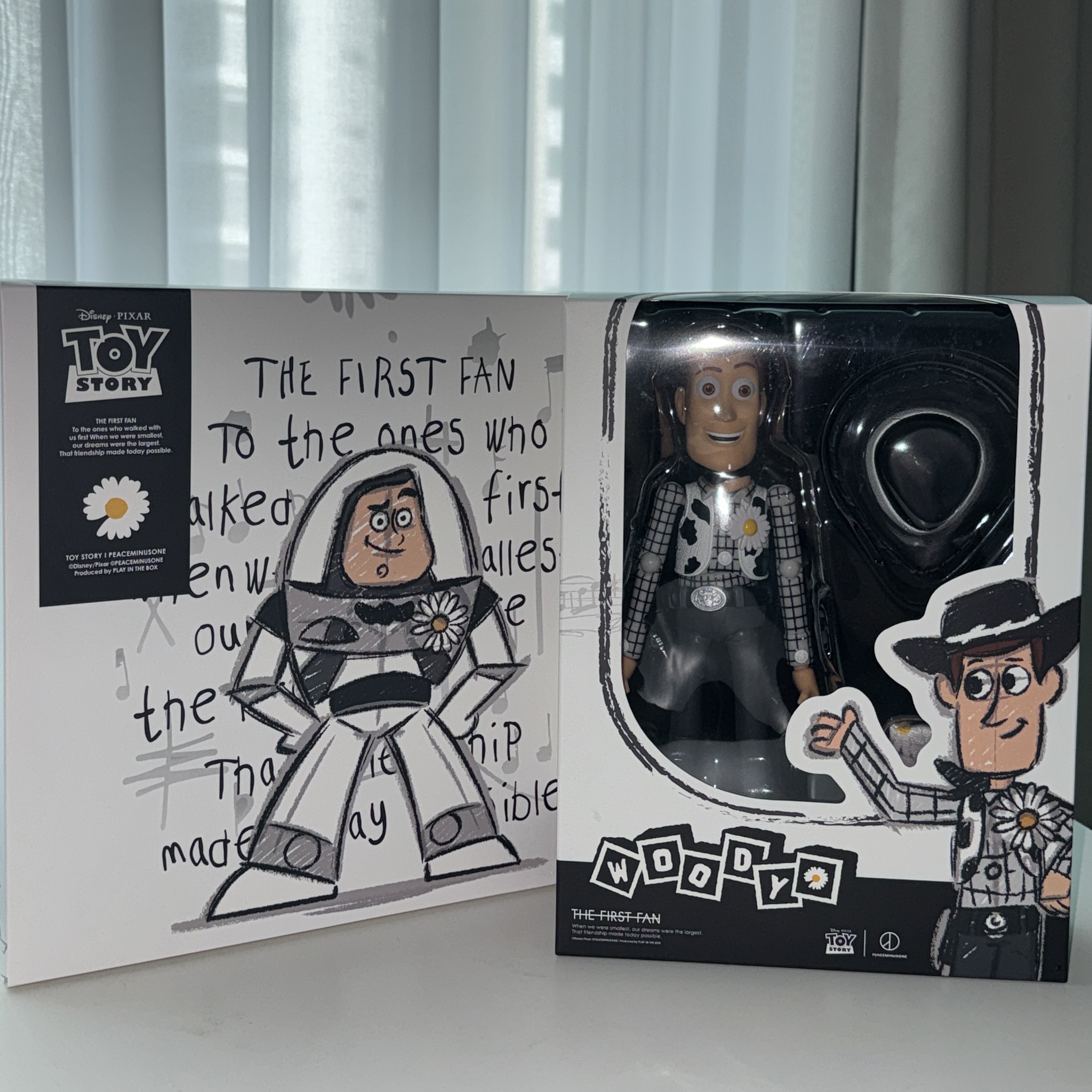 Peaceminusone x Toy Story The First Fan Action Figure Buzz, Peaceminusone x Toy Story The First Fan Action Figure Woody 착용 스타일