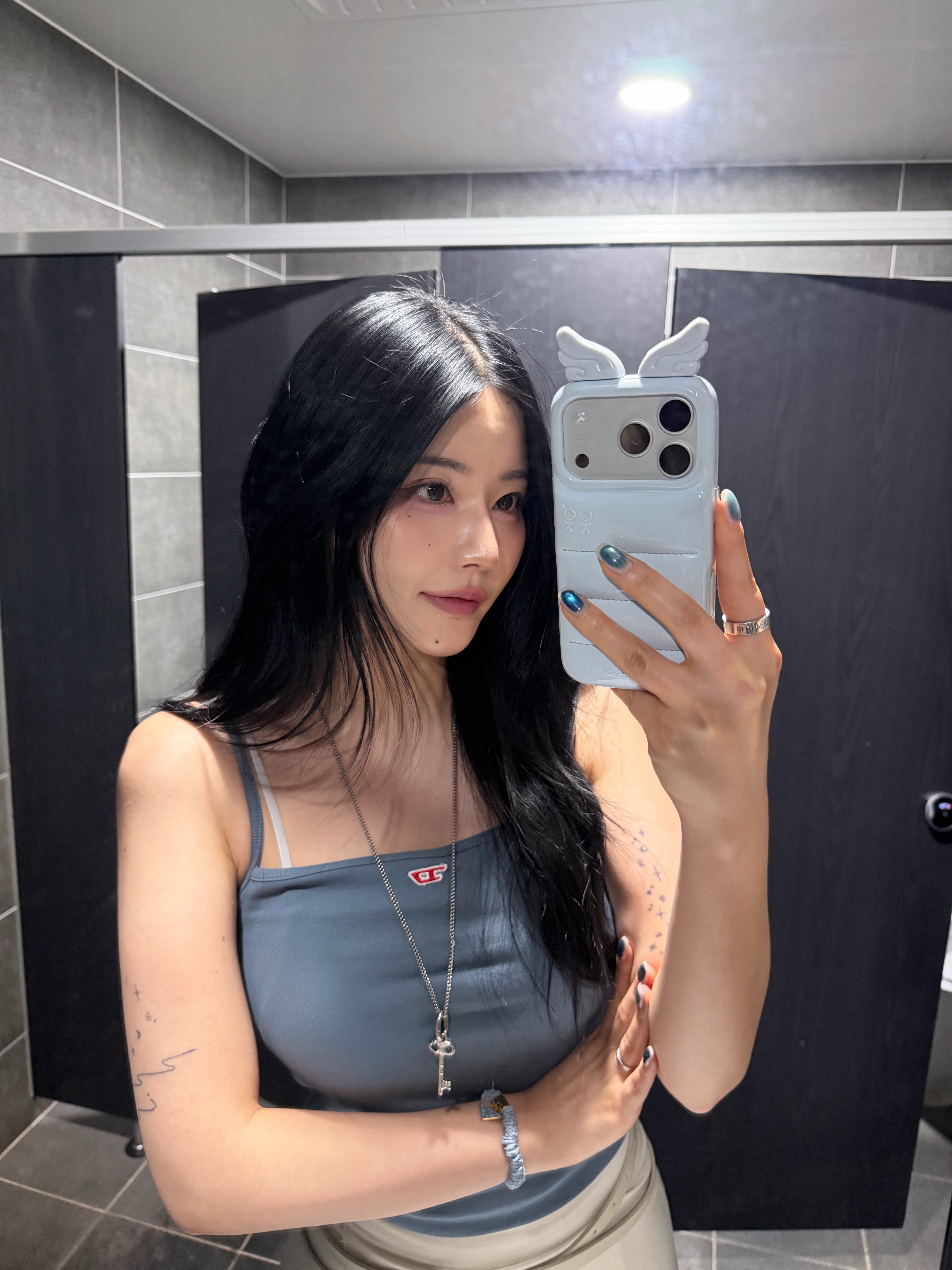 (W) Diesel T-Hop-D Logo Tank Top Light Blue 착용 스타일