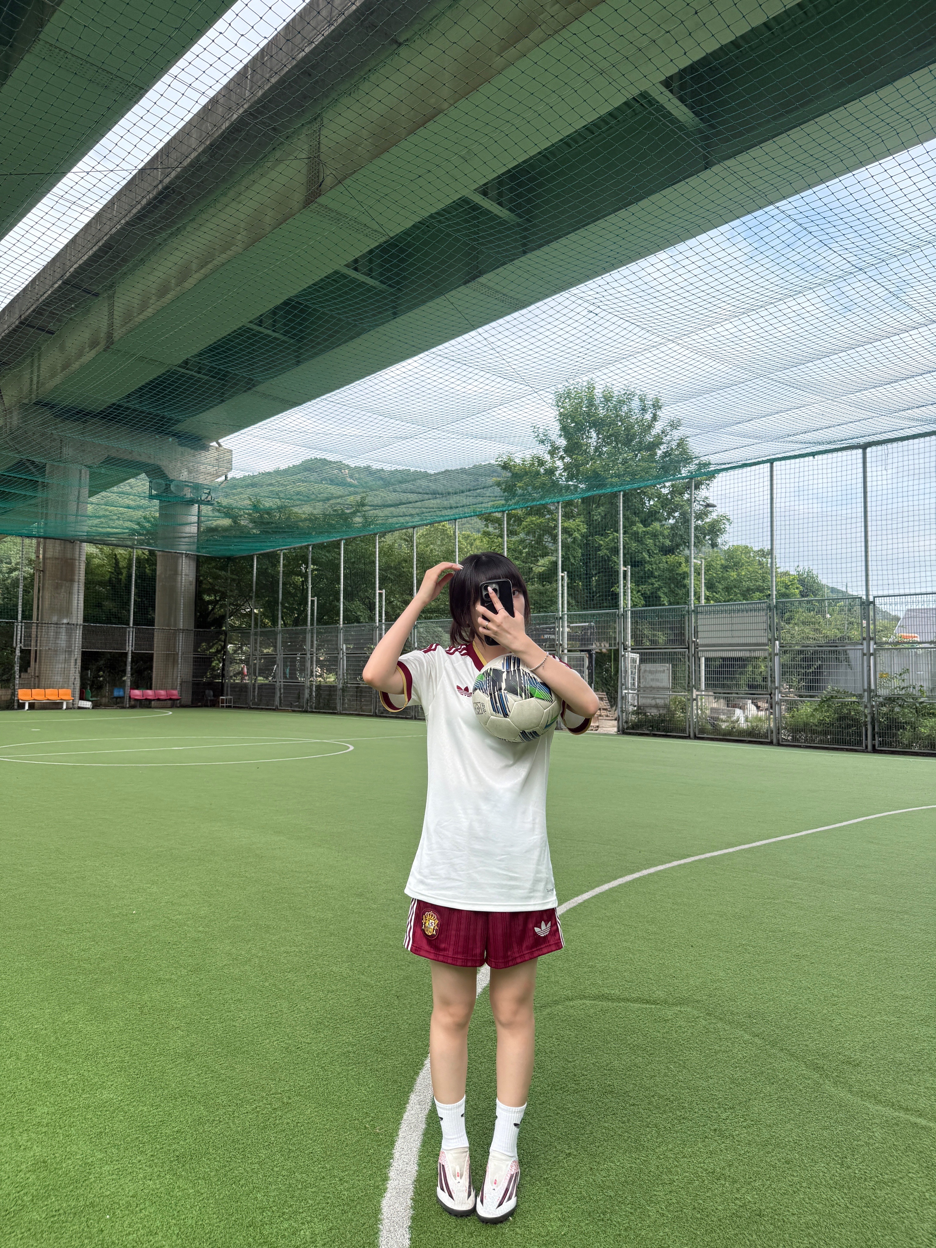 Adidas Spain 2026 Away Jersey Off White - KR Sizing (Non Marking Ver.) 착용 스타일 - 5