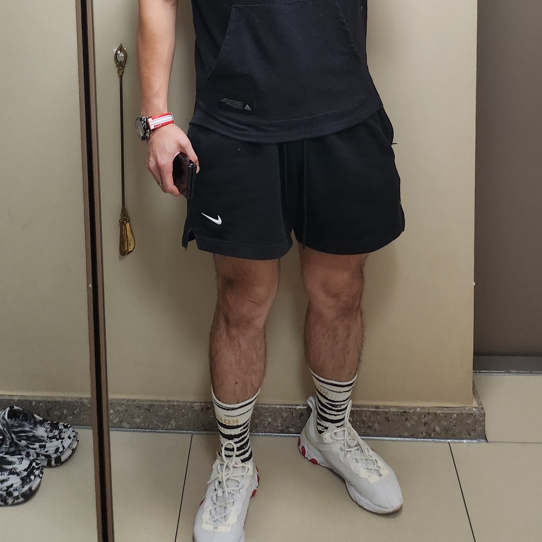 Nike x Drake Nocta Cardinal Fleece Shorts Black White - Asia, Nike React Element 55 White Red 착용 스타일 - 2