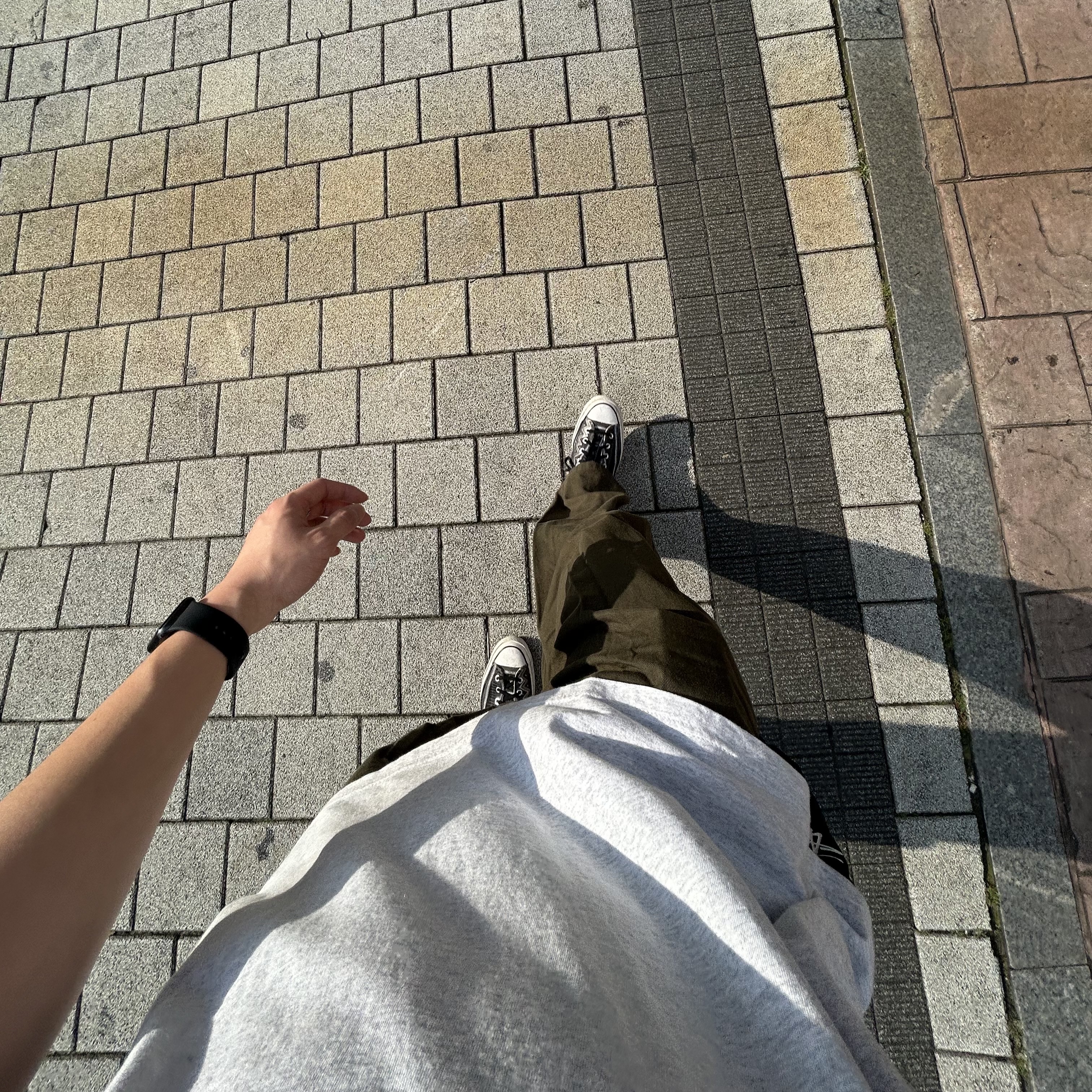 Stussy Tall Dice T-Shirt Ash Heather, Stussy Metal S Tip Belt Black 착용 스타일 - 2