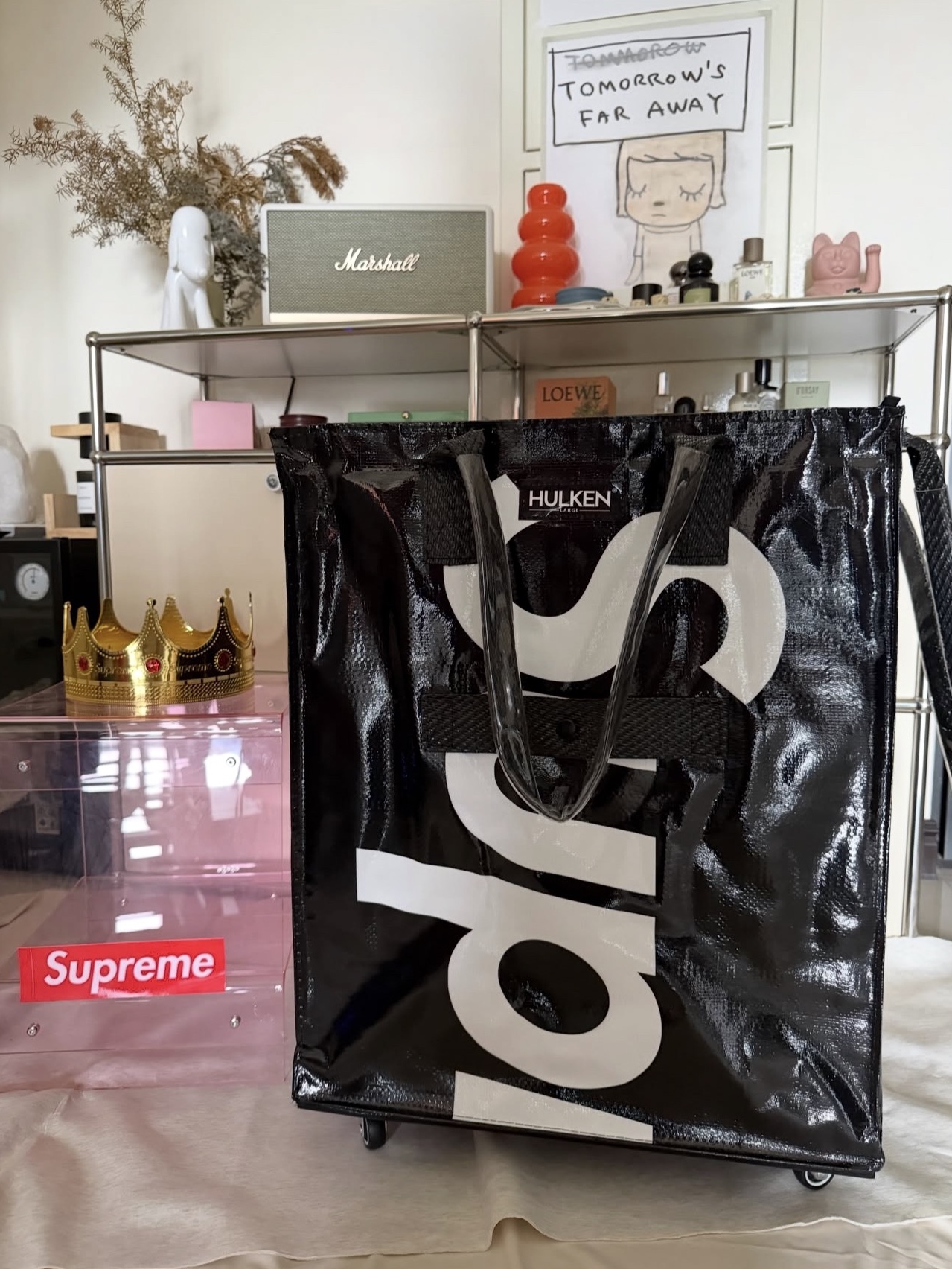 Supreme x Hulken Rolling Tote Bag Black - 26SS 착용 스타일 - 4