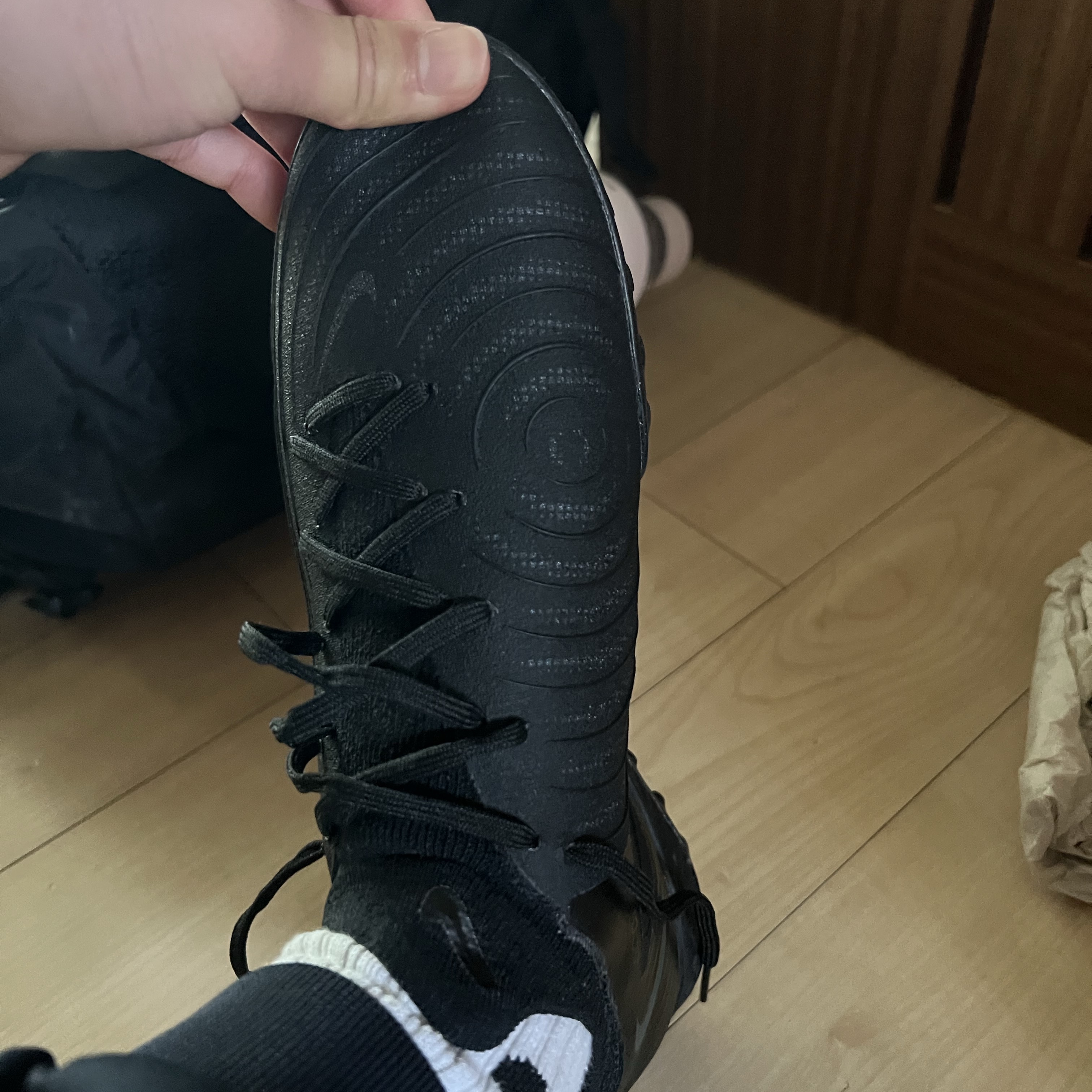 Nike Phantom GX 2 Pro TF Black Deep Jungle 착용 스타일