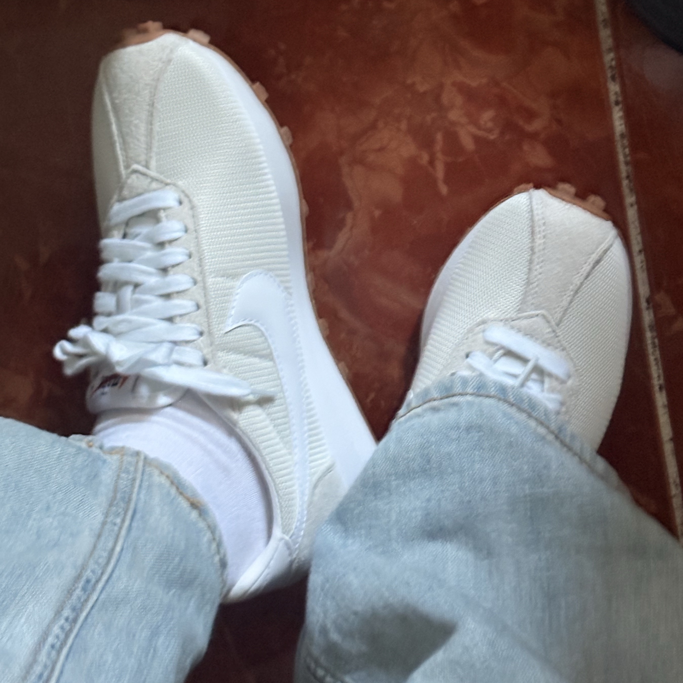 (W) Nike LD-1000 Summit White Sail 착용 스타일 - 2