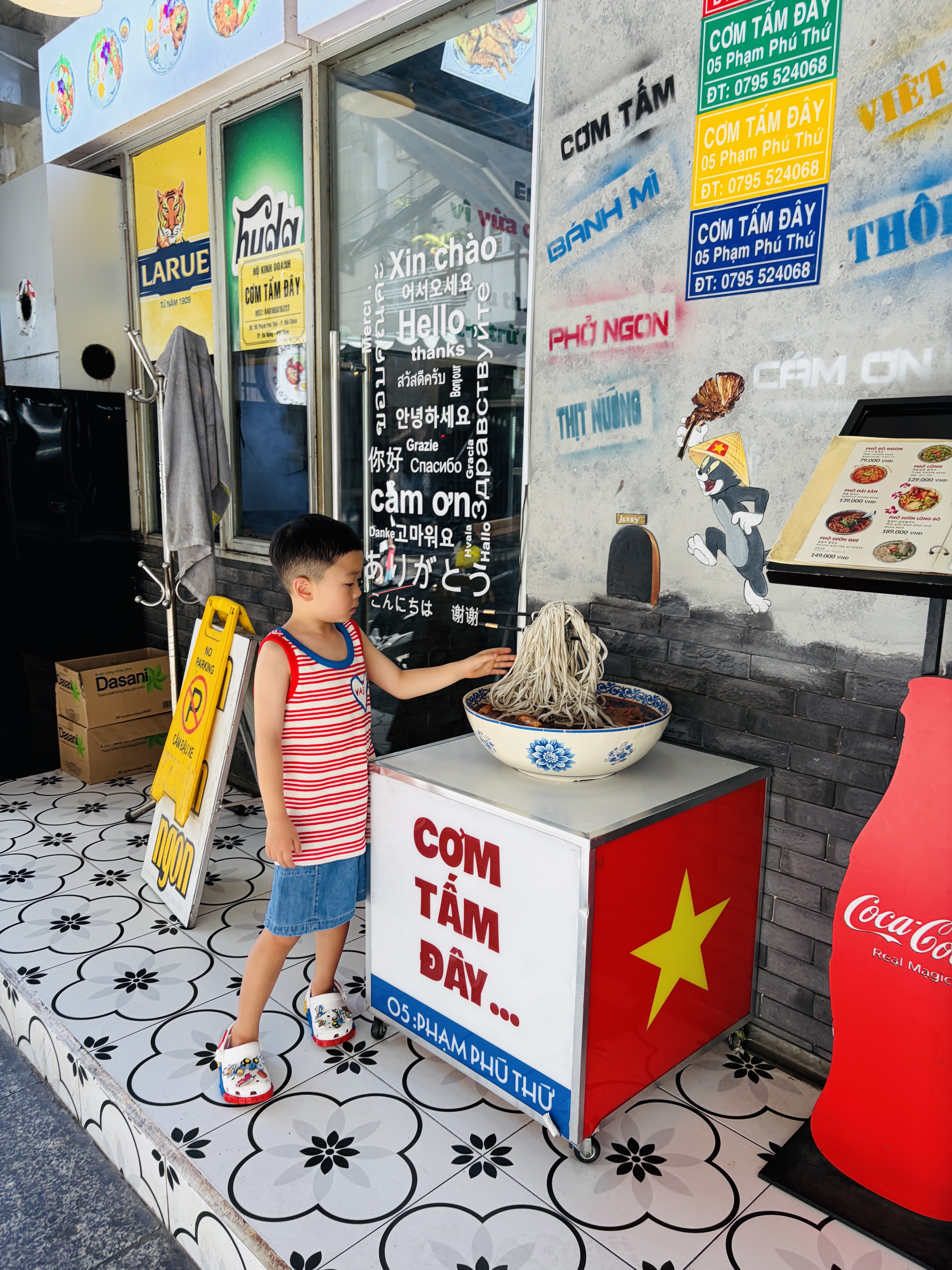 (Kids) Crocs x Lego Creativity Clog White 착용 스타일 - 3