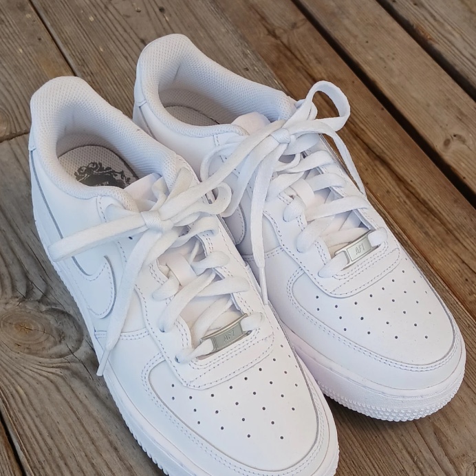 (GS) Nike Air Force 1 LE White 착용 스타일