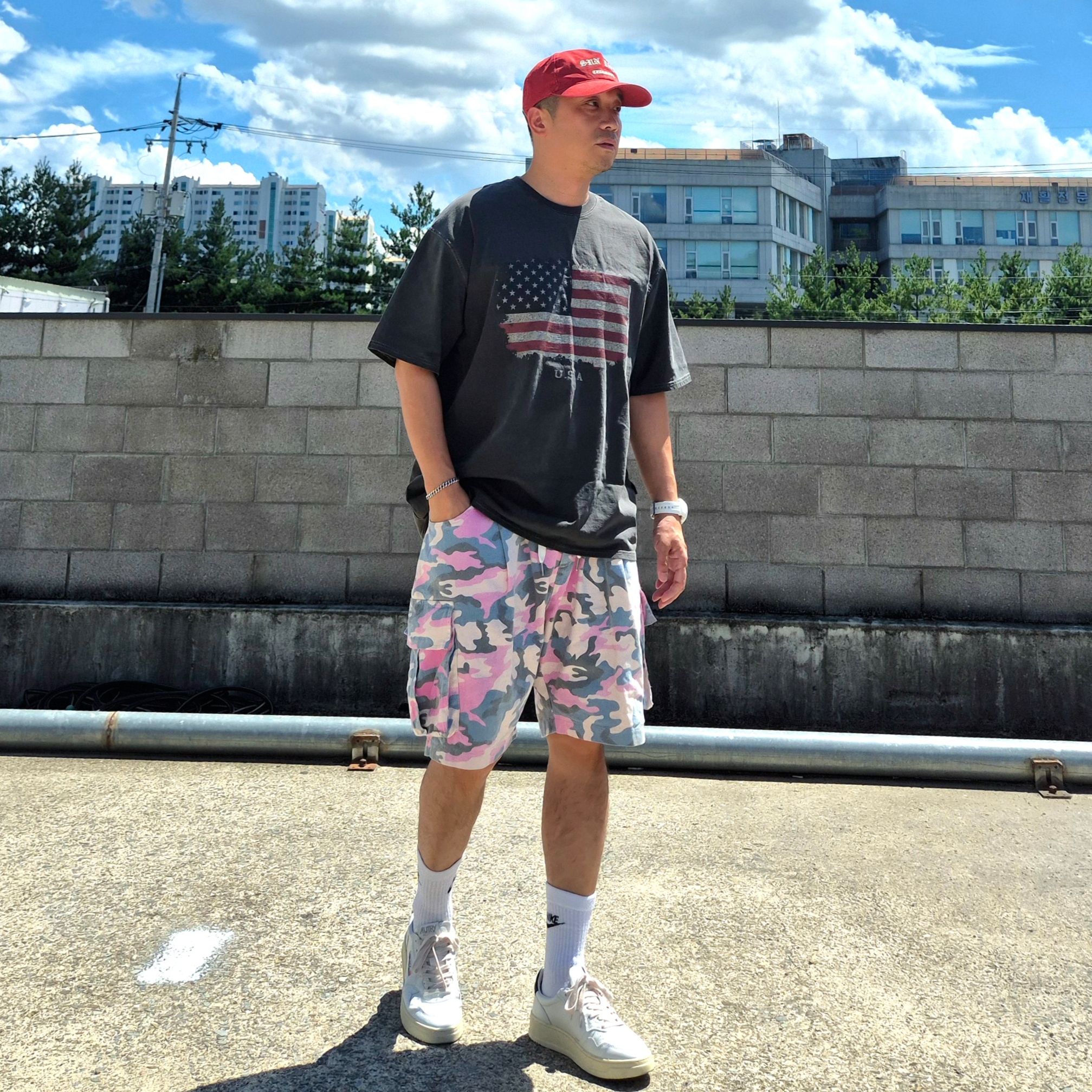 Autry Medalist Low Leather Sneakers White Black, Sunday Ceremony Vintage Washed 5 Panel Cotton Cap - Red 착용 스타일 - 3